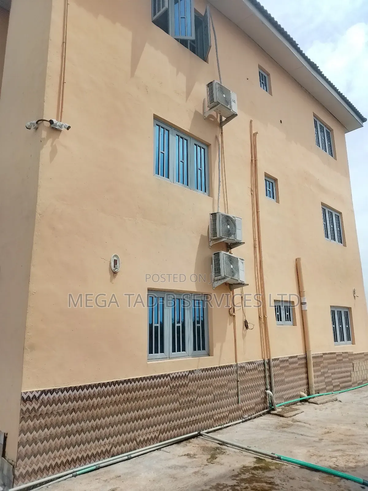 3bdrm Block of Flats in Opic Isheri Estate, Berger for rent in Berger