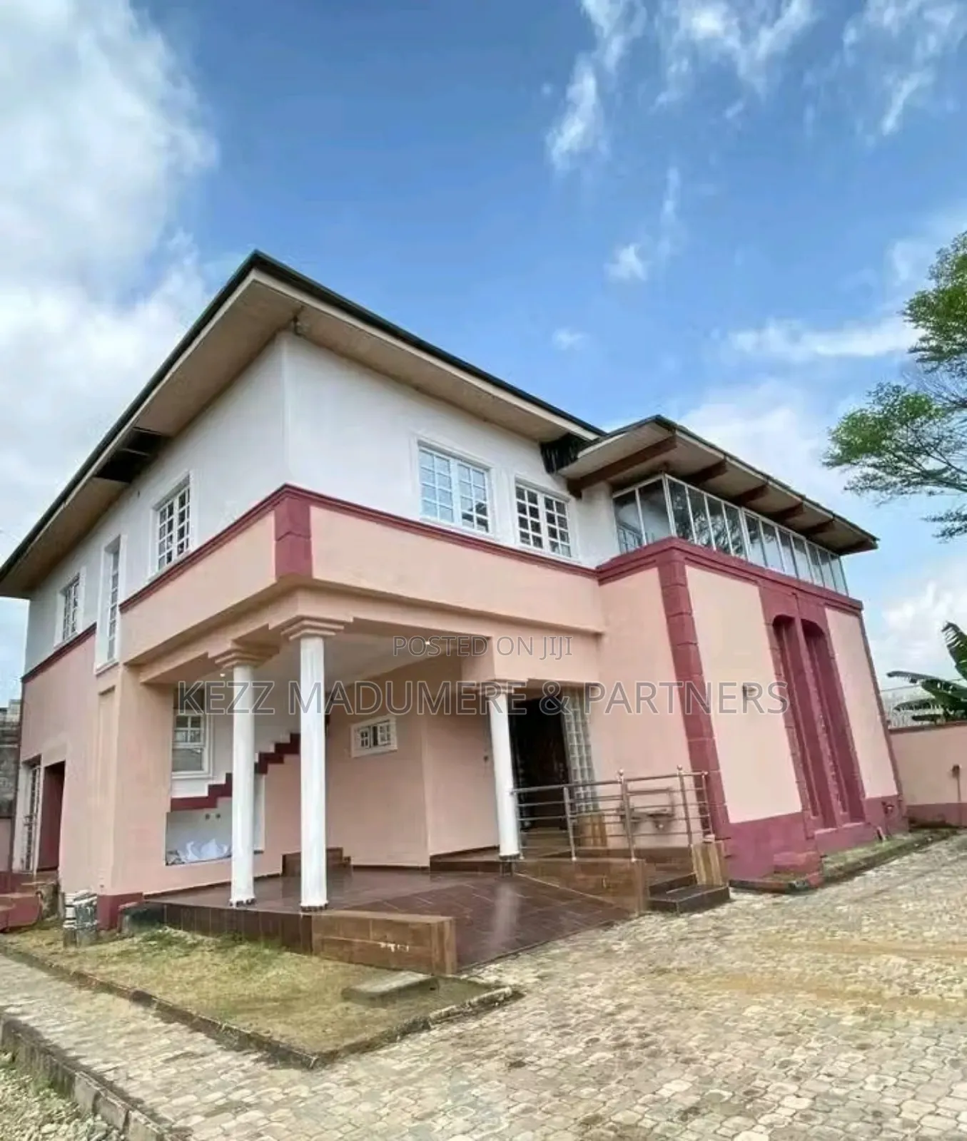 5bdrm Duplex in Sars Road , Port for sale in Port-Harcourt