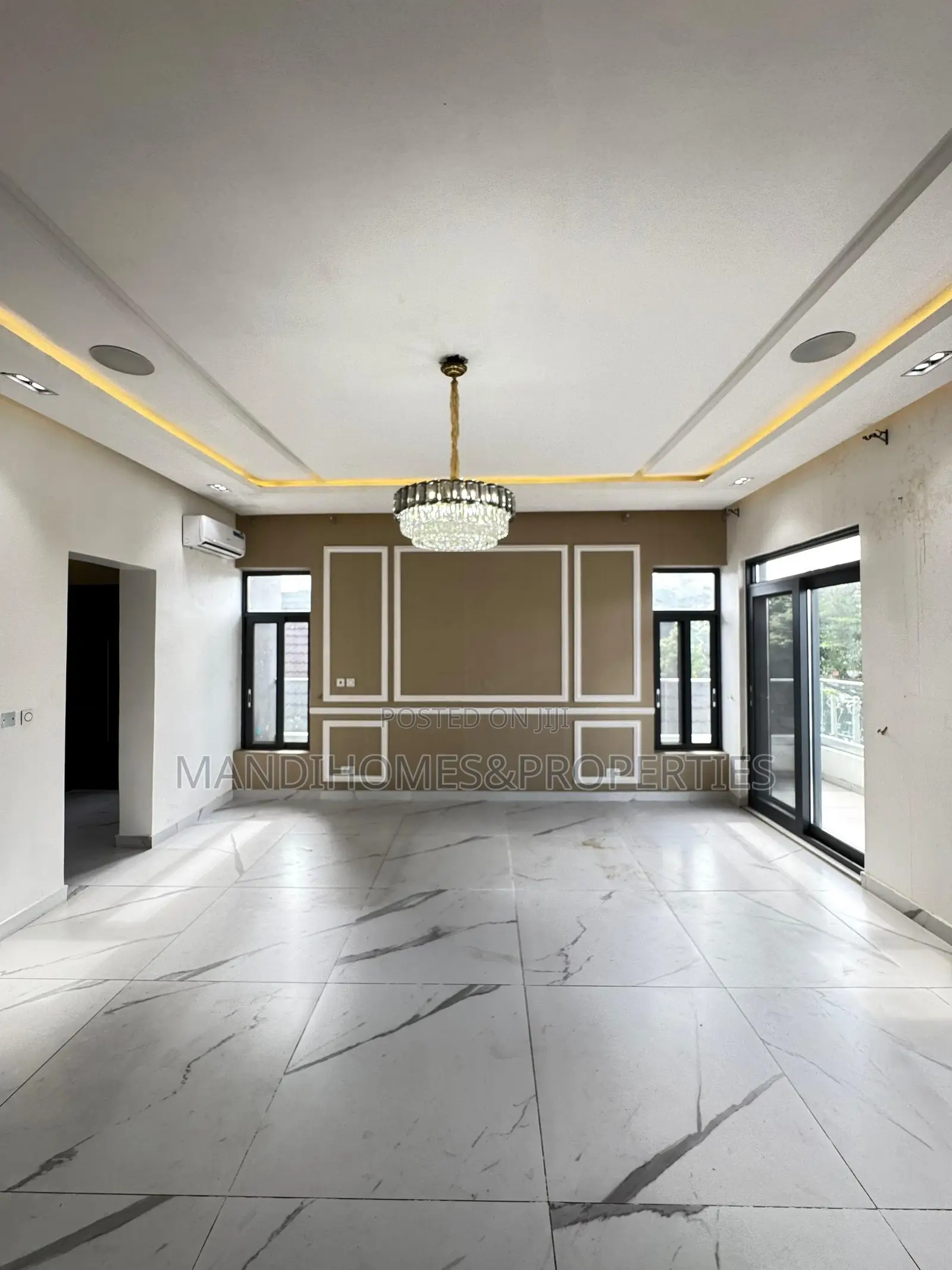 5bdrm Duplex in Old Ikoyi for sale in Old Ikoyi