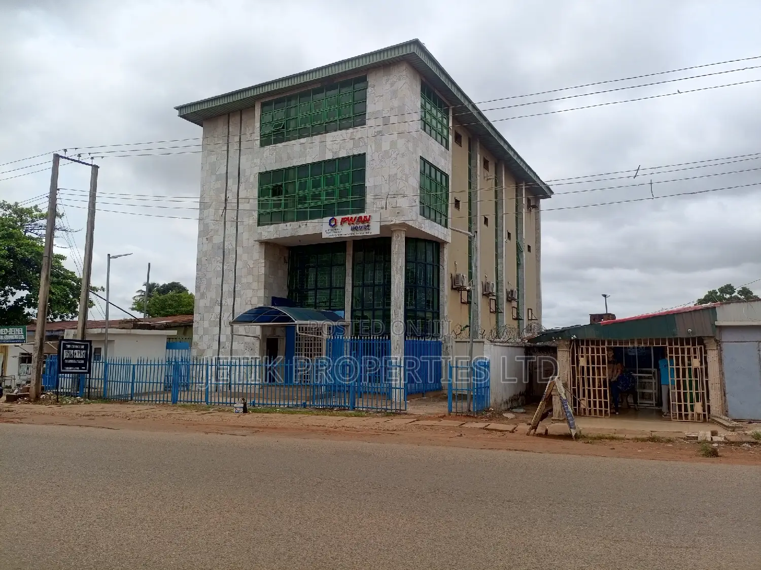 A Wonderful Commercial Property for Sale in Makurdi