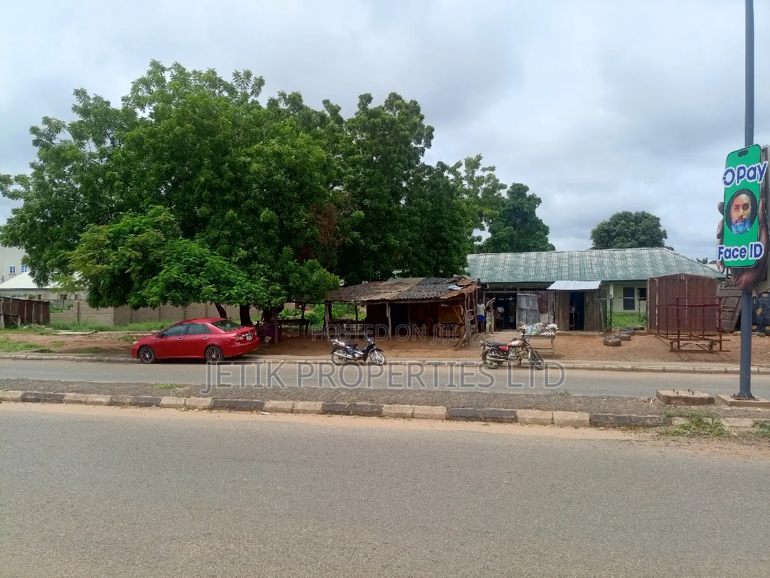 A Commercial/ Residential Property for Sale in Makurdi