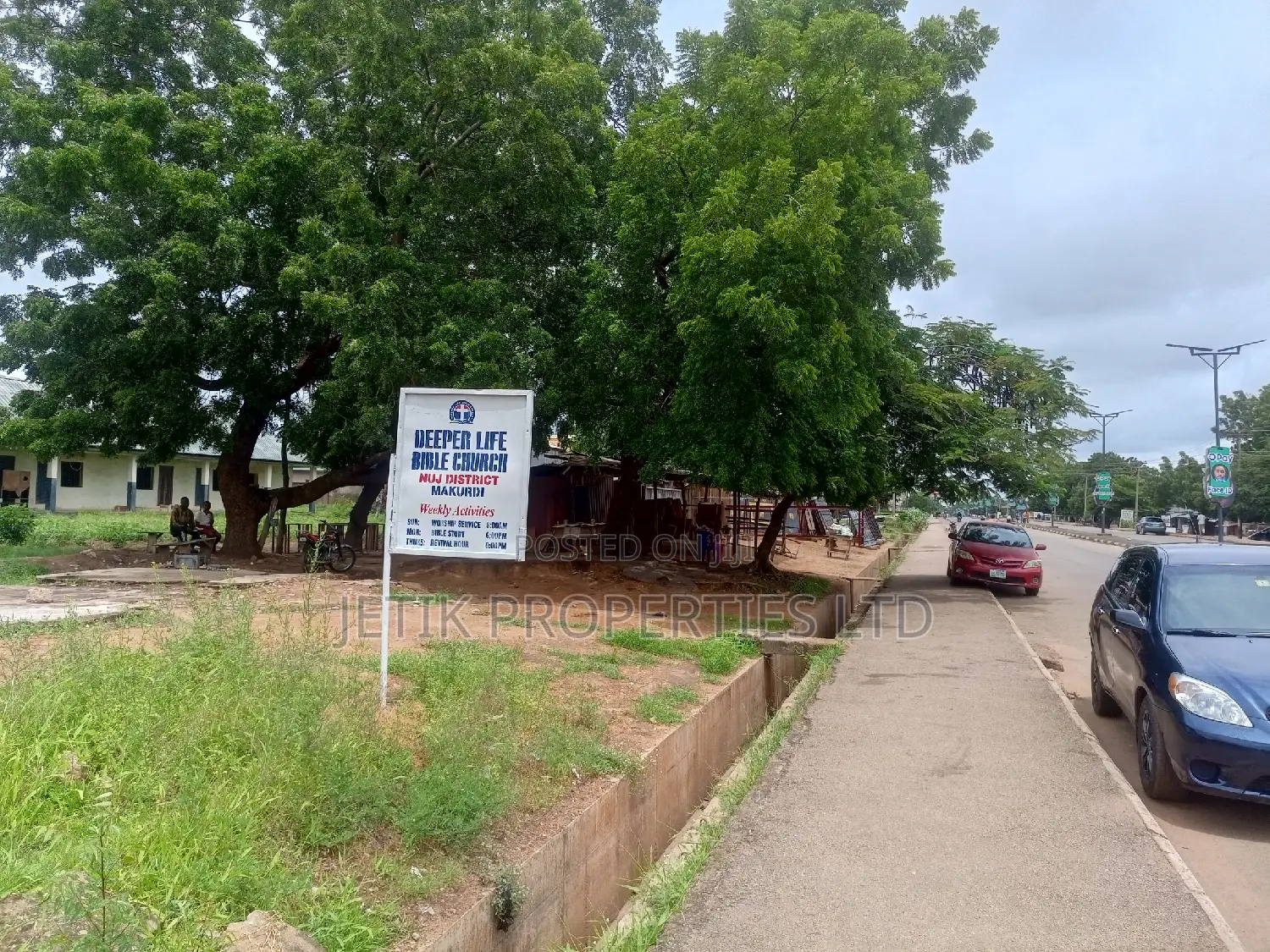 A Commercial/ Residential Property for Sale in Makurdi