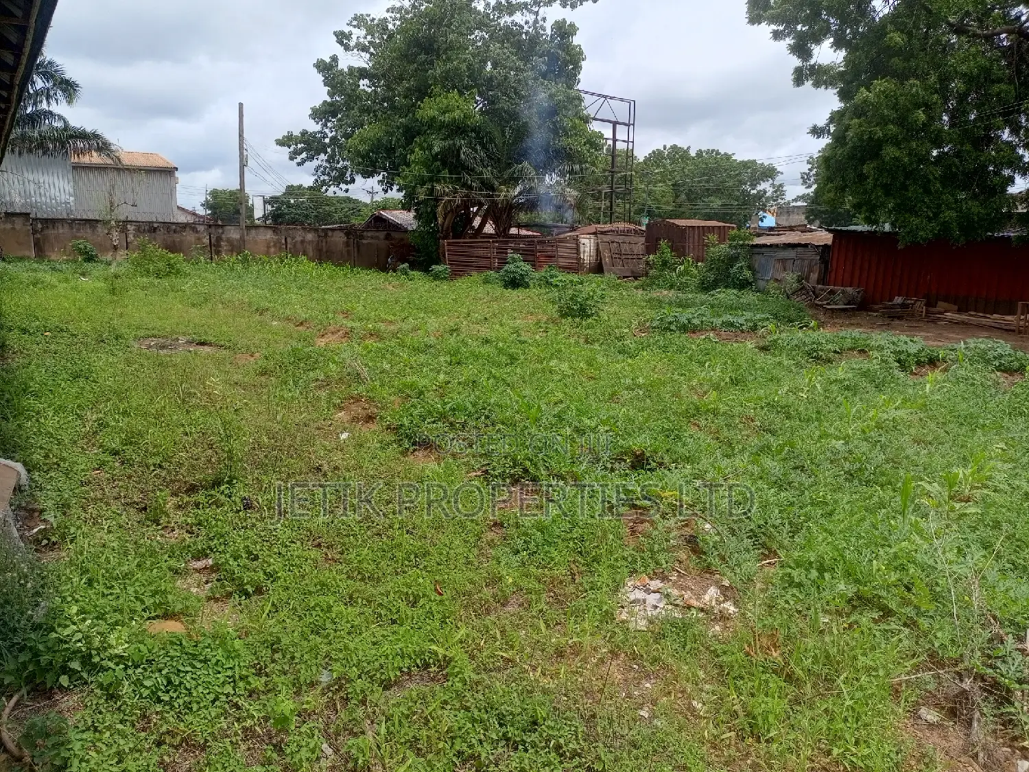 A Commercial/ Residential Property for Sale in Makurdi