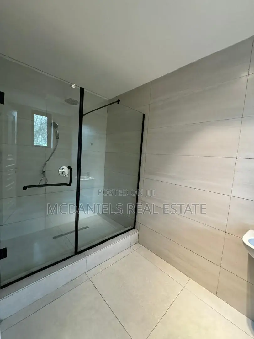 3bdrm Apartment in Banana Island for sale in Banana Island