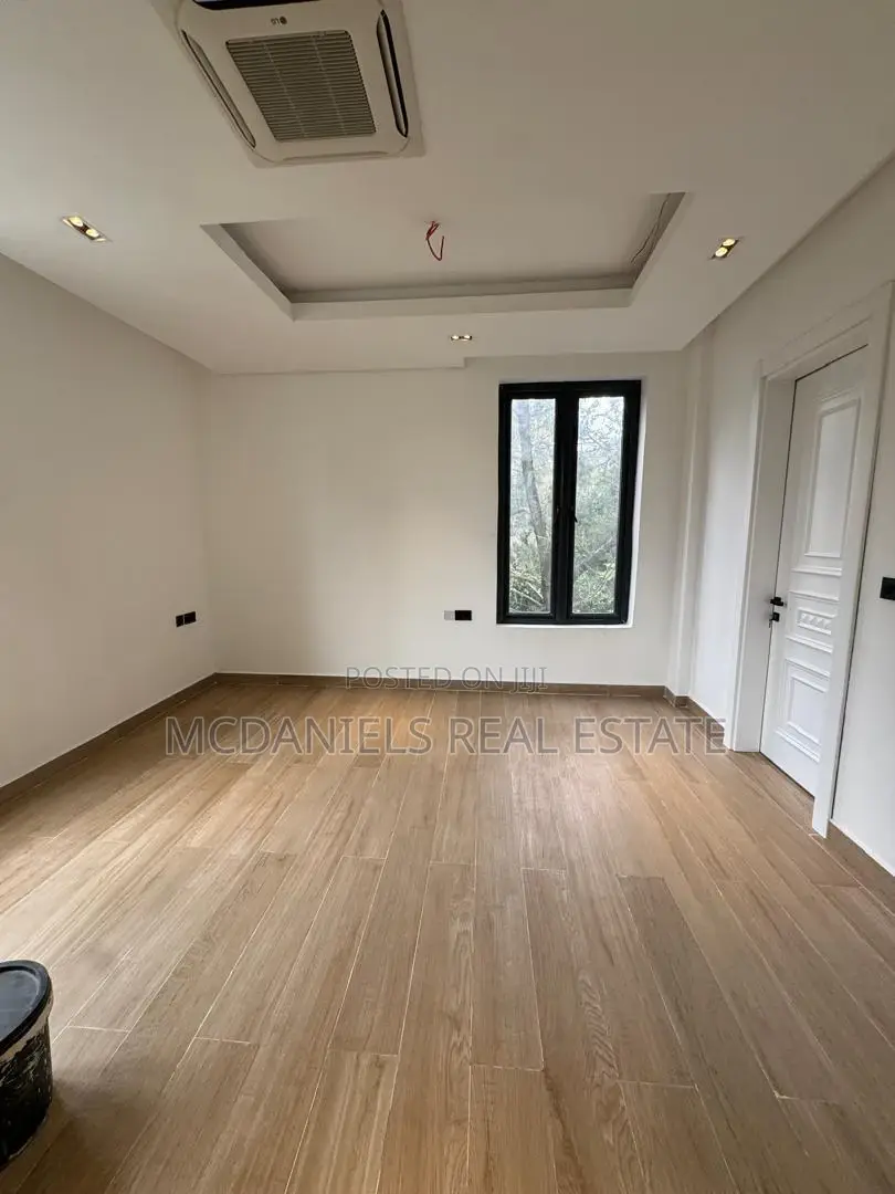 3bdrm Apartment in Banana Island for sale in Banana Island