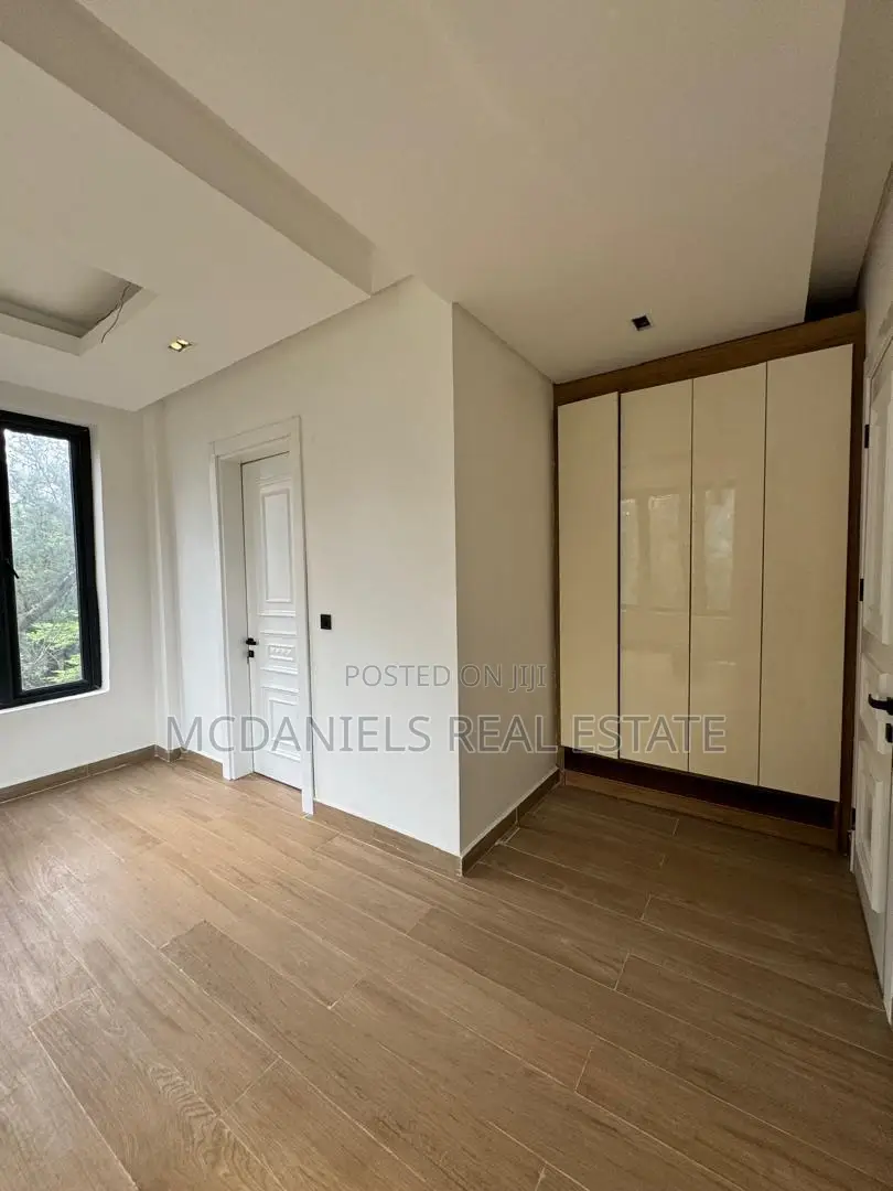 3bdrm Apartment in Banana Island for sale in Banana Island