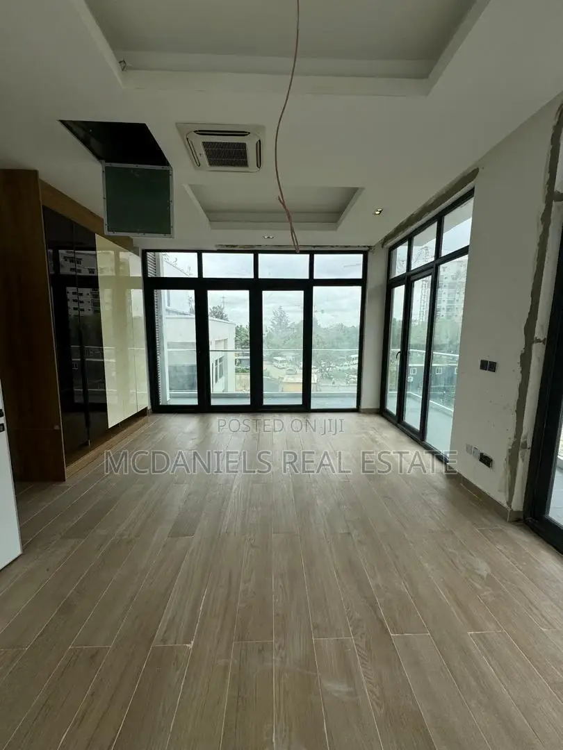 3bdrm Apartment in Banana Island for sale in Banana Island