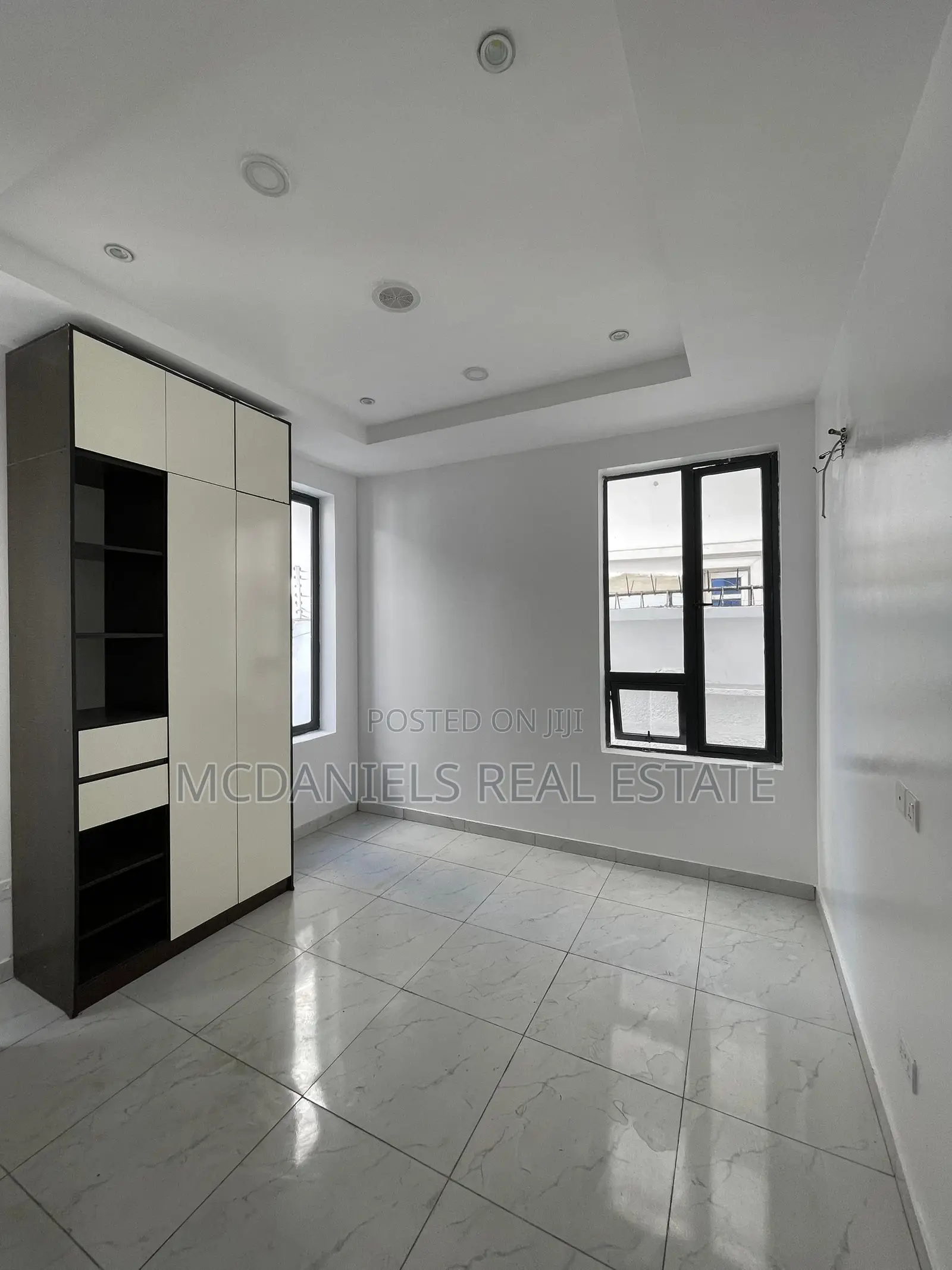 2bdrm Apartment in Agungi for sale in Agungi