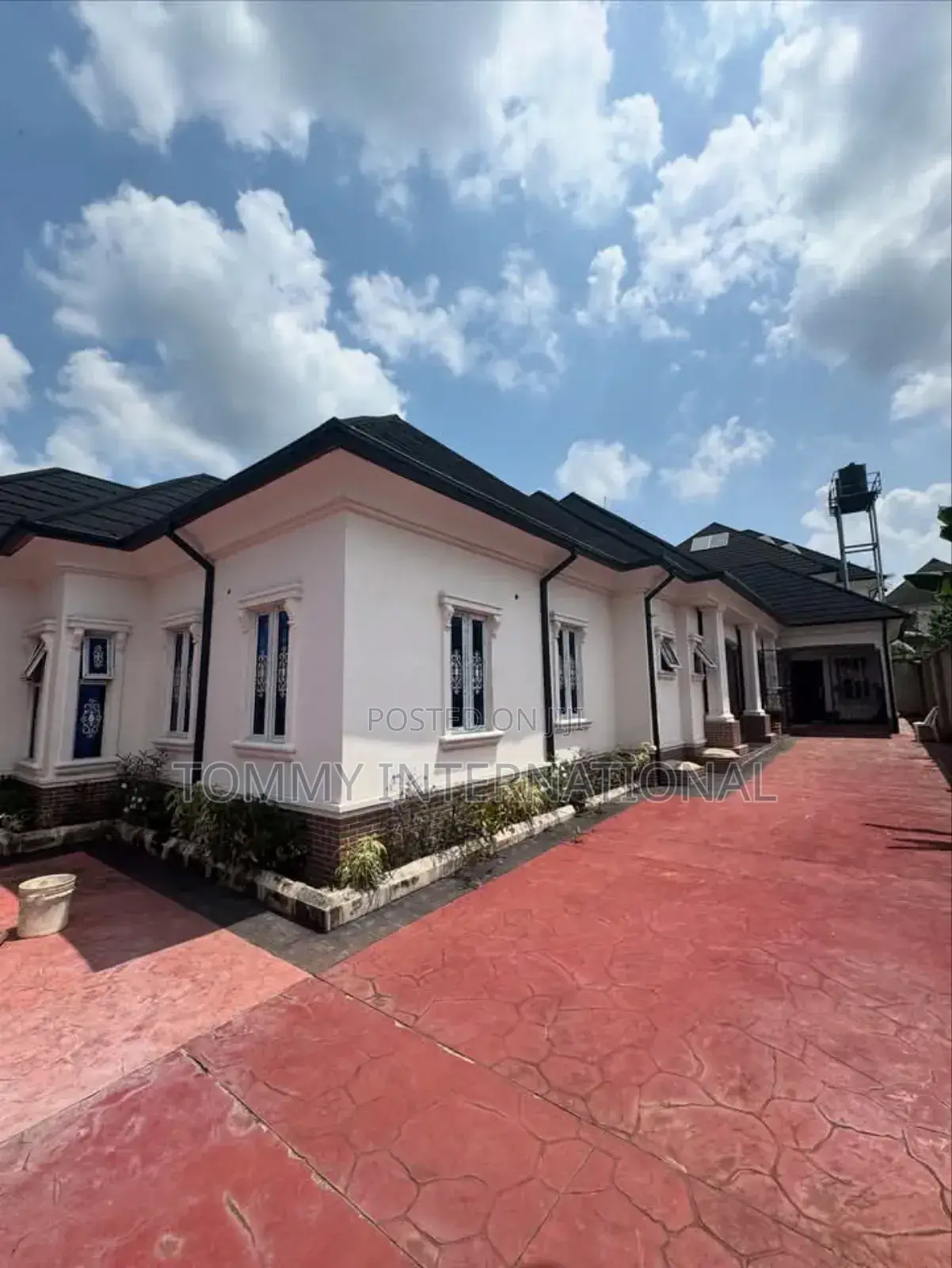 5bdrm Bungalow in Port-Harcourt for sale in Port-Harcourt
