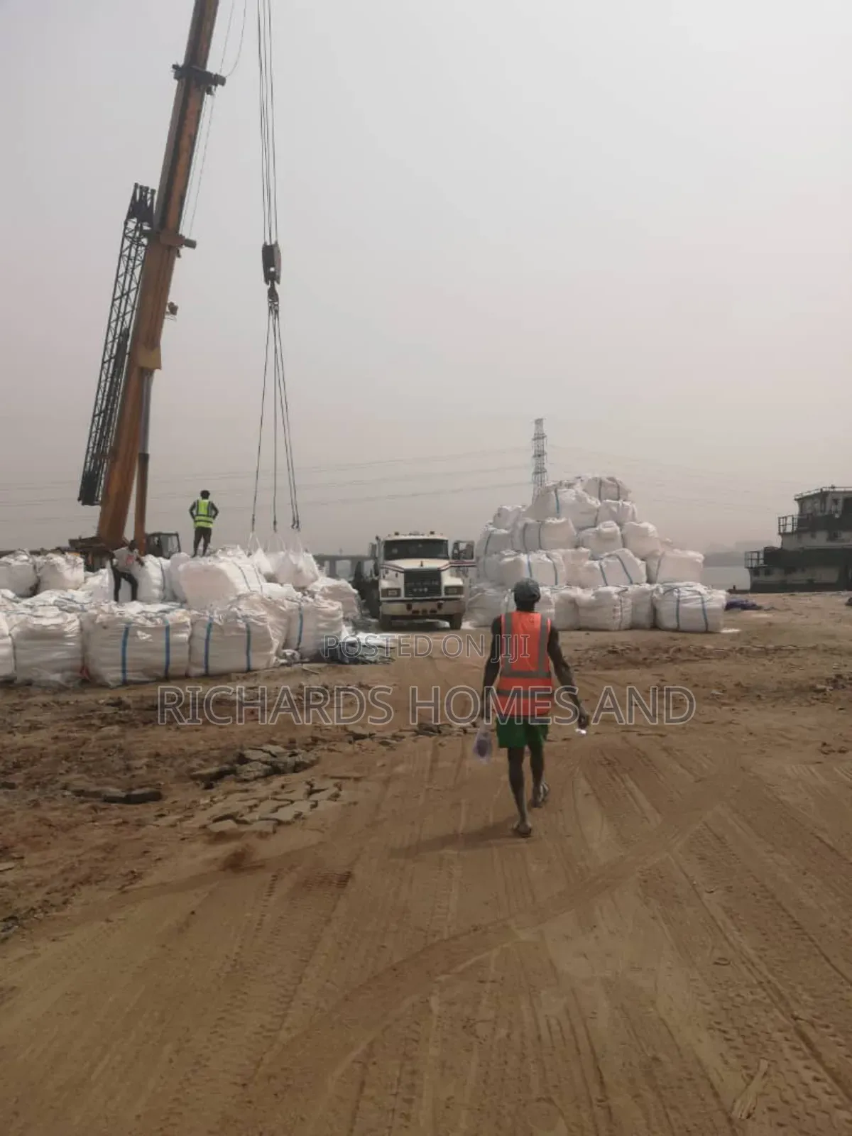 Commercial Jetty for Sale in Oyingbo