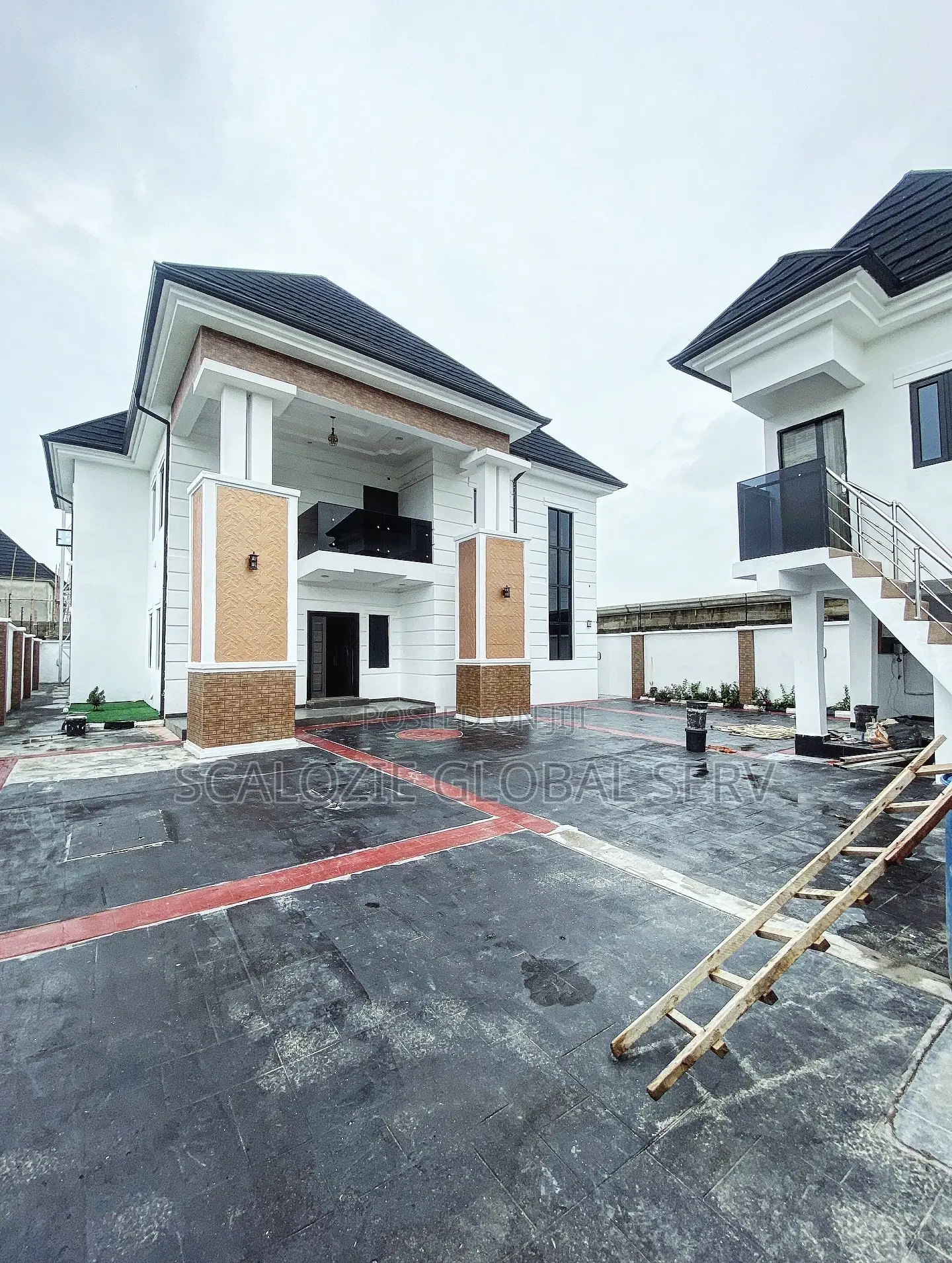 4bdrm Duplex in Elimbu for sale in Elimbu