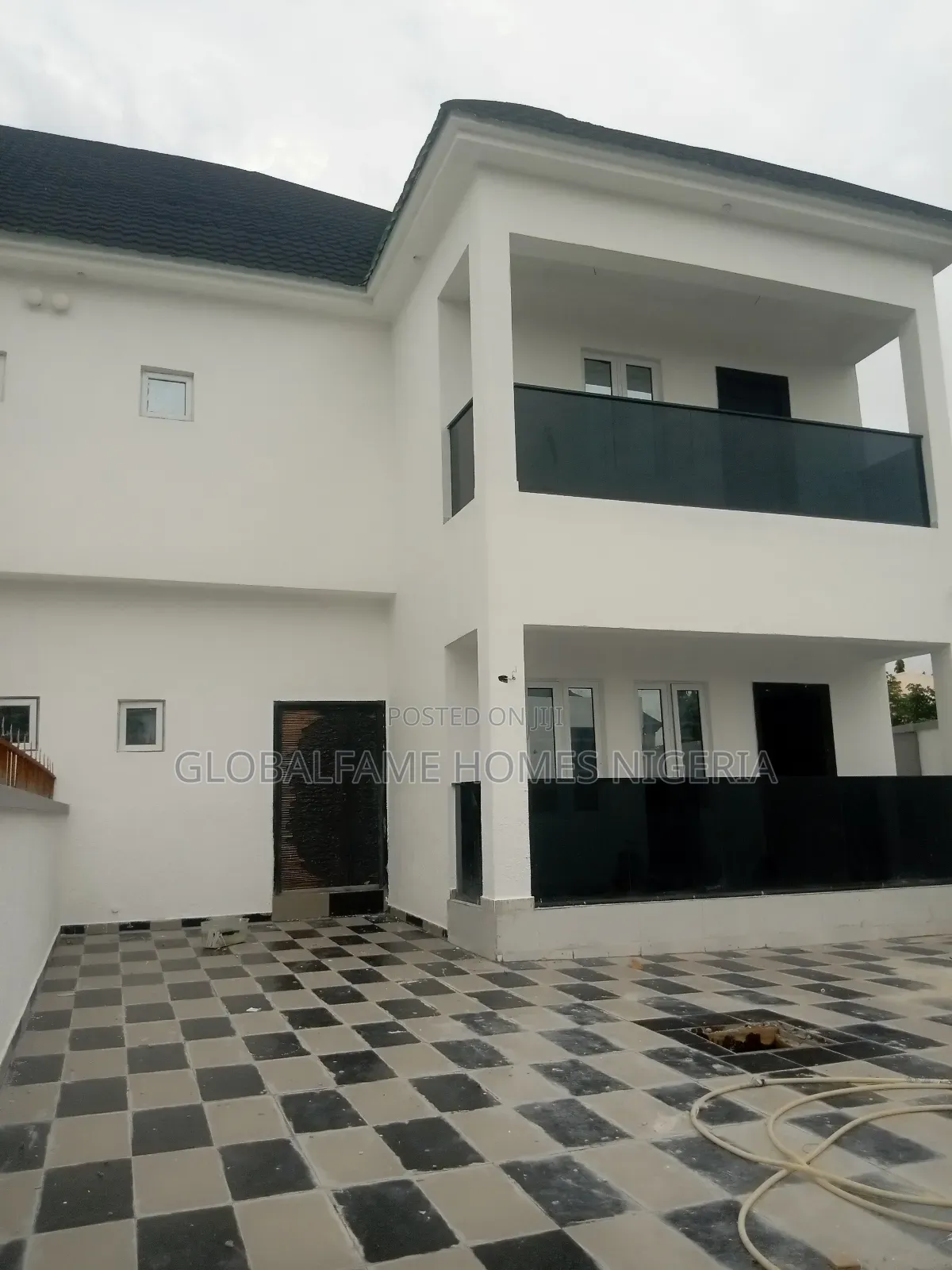 4bdrm Duplex in In An Estate By for rent in Lakowe