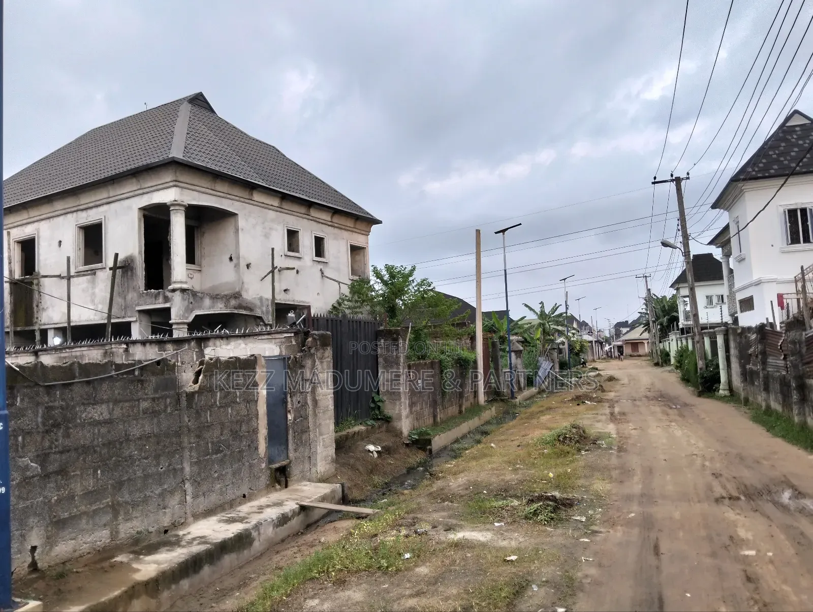 4bdrm Duplex in Mandela Estate Sars for sale in Port-Harcourt