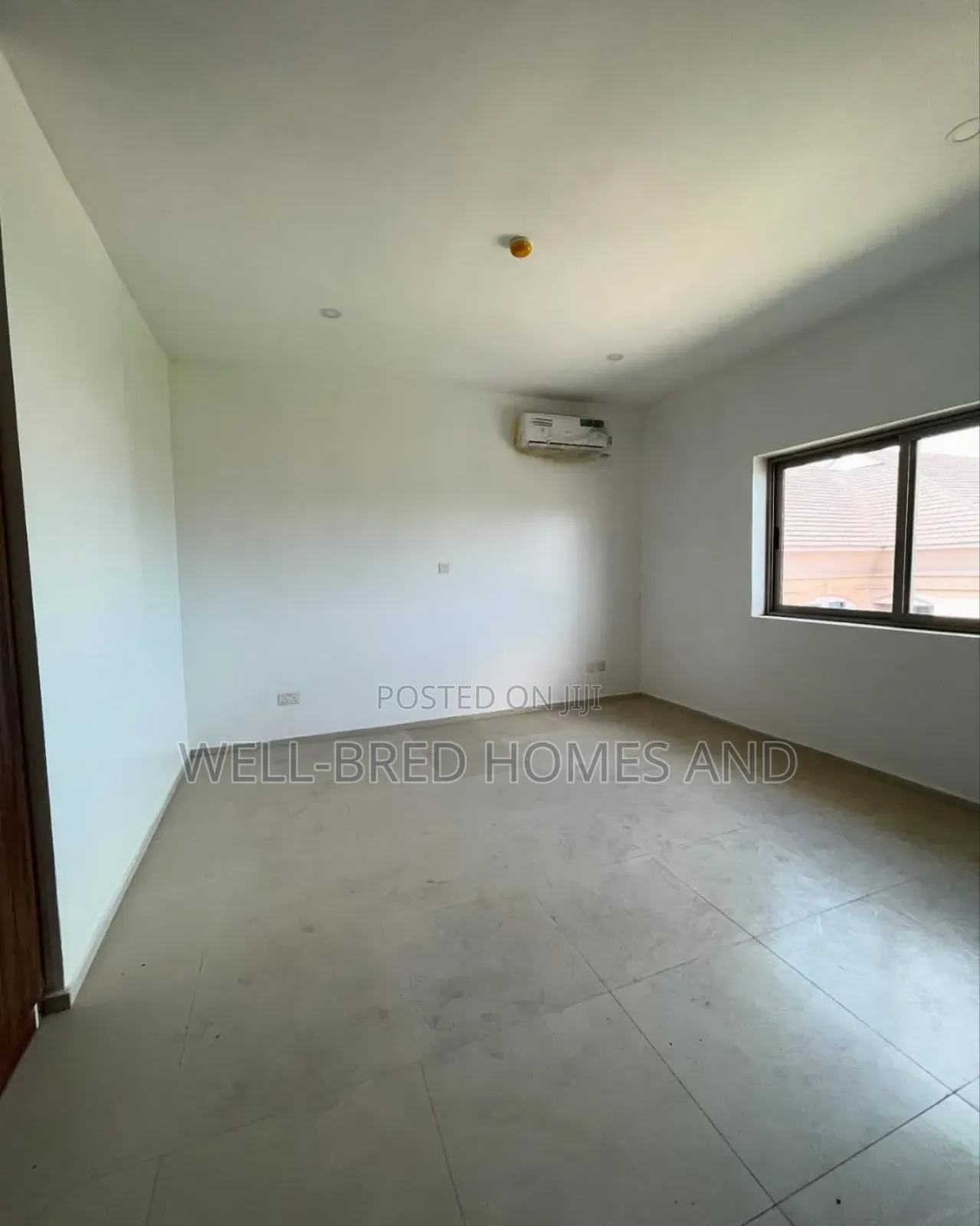 3bdrm Apartment in Ikoyi Lagos for sale in Ikoyi