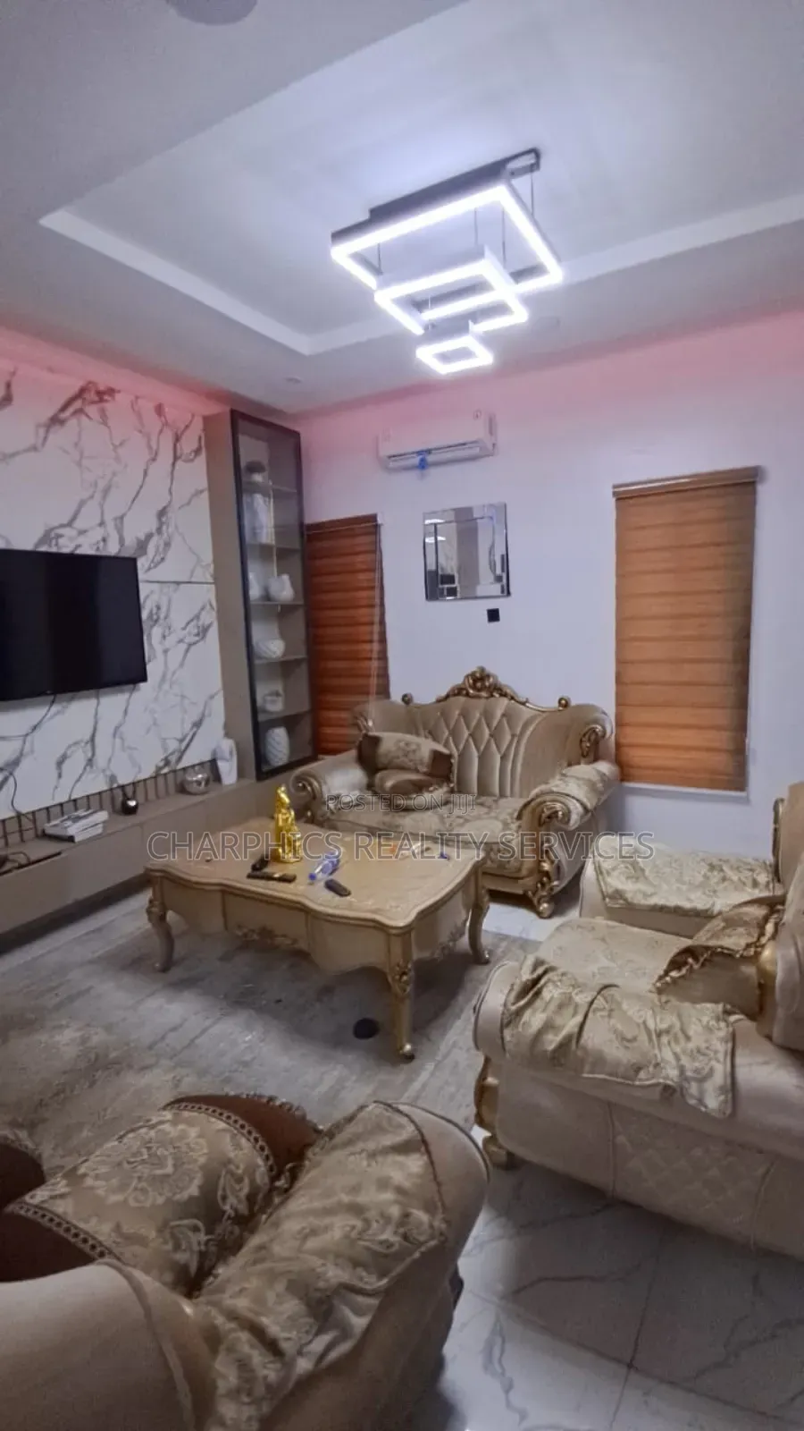 Furnished 3bdrm Duplex in Lekki Phase 2 for rent in Lekki Phase 2