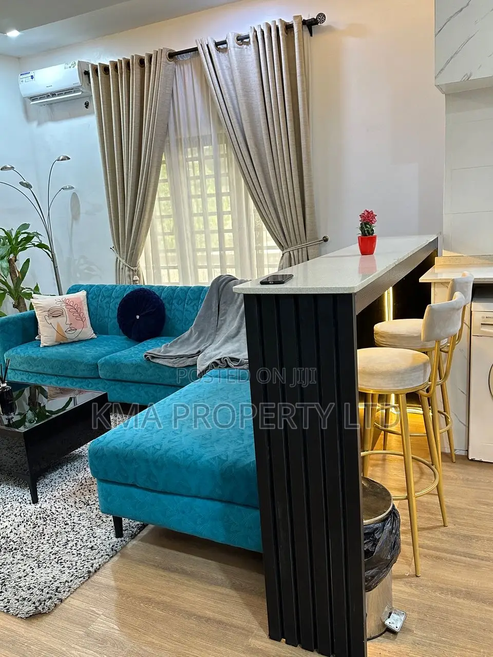 Luxurious 2 Bedroom Apartment With Snooker and Ps5 in Victoria Island Extension