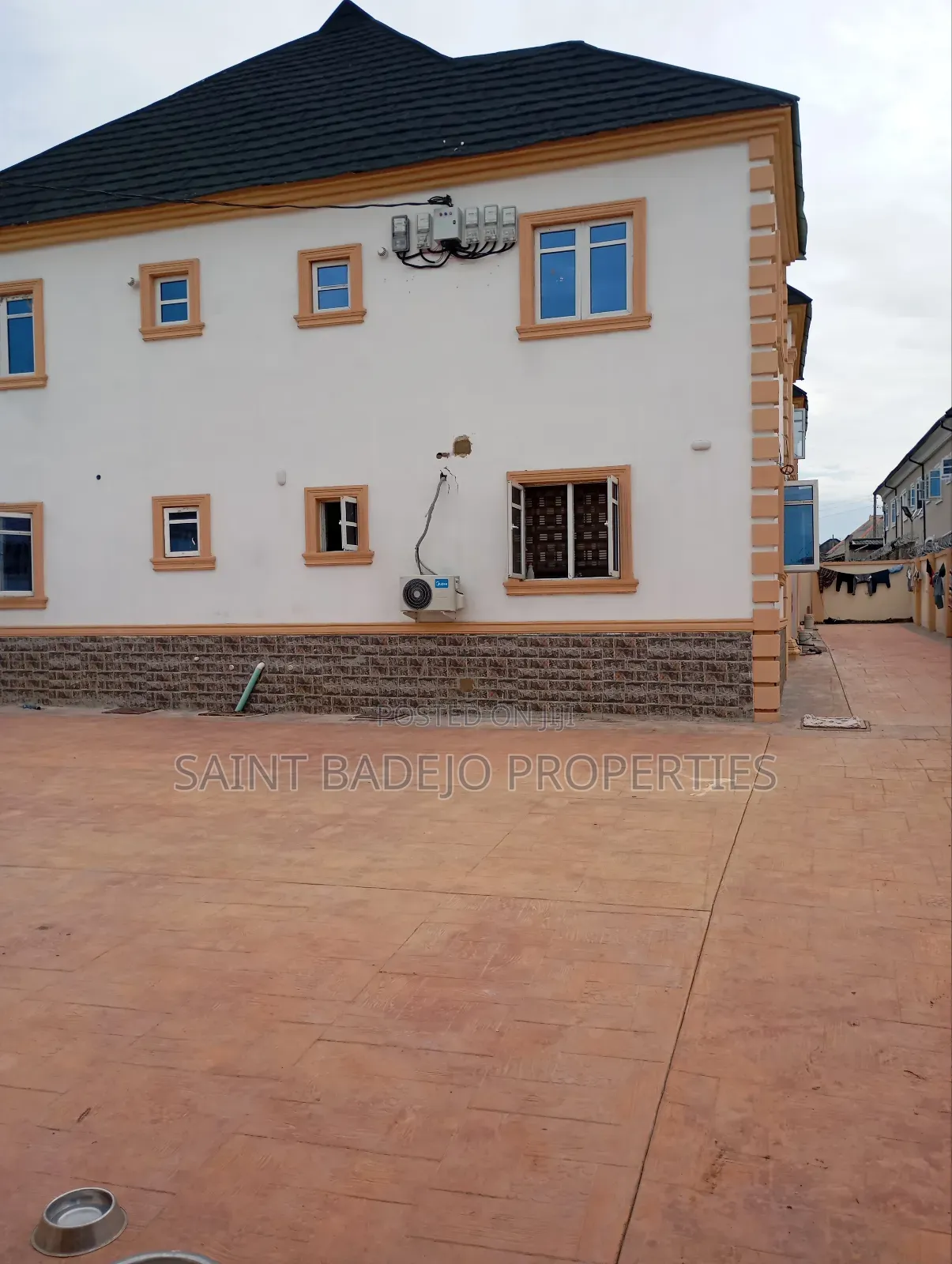8bdrm Block of Flats in Kasbak College Area, Gberigbe for sale in Gberigbe