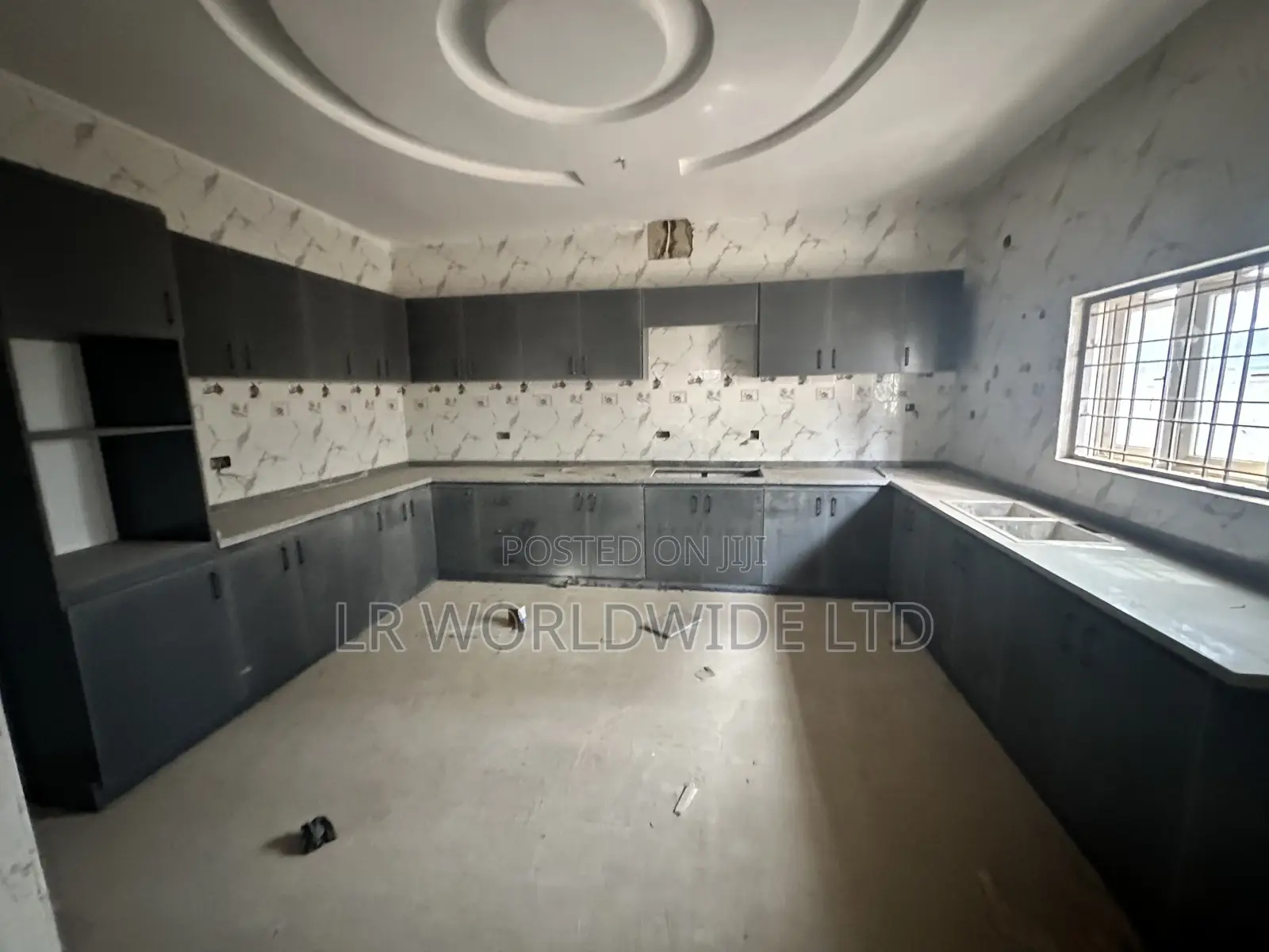 5bdrm Duplex in Lugbe District for rent in Lugbe District