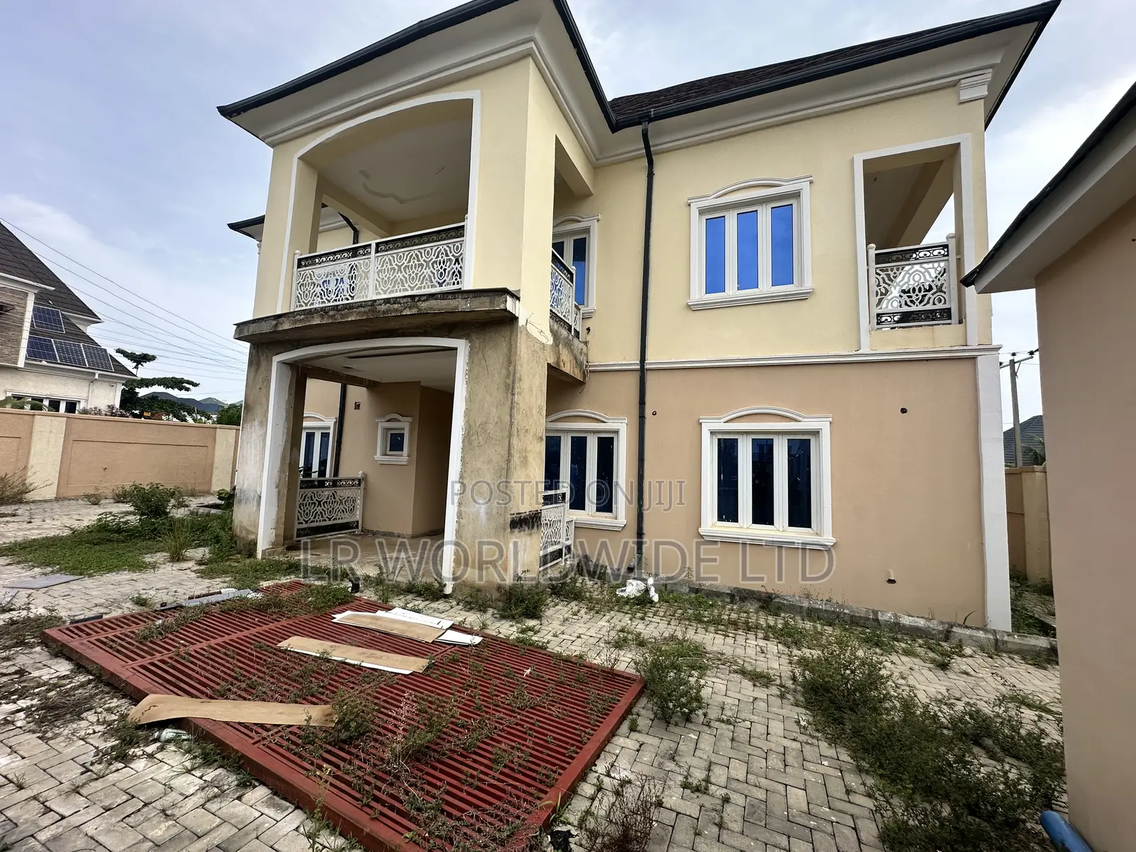 5bdrm Duplex in Lugbe District for rent in Lugbe District