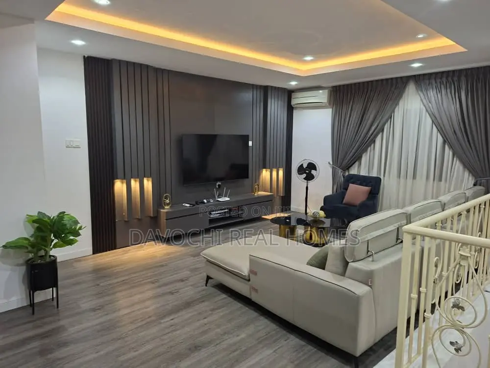 Furnished 3bdrm Apartment in Lekki Phase1 for rent in Lekki Phase 1