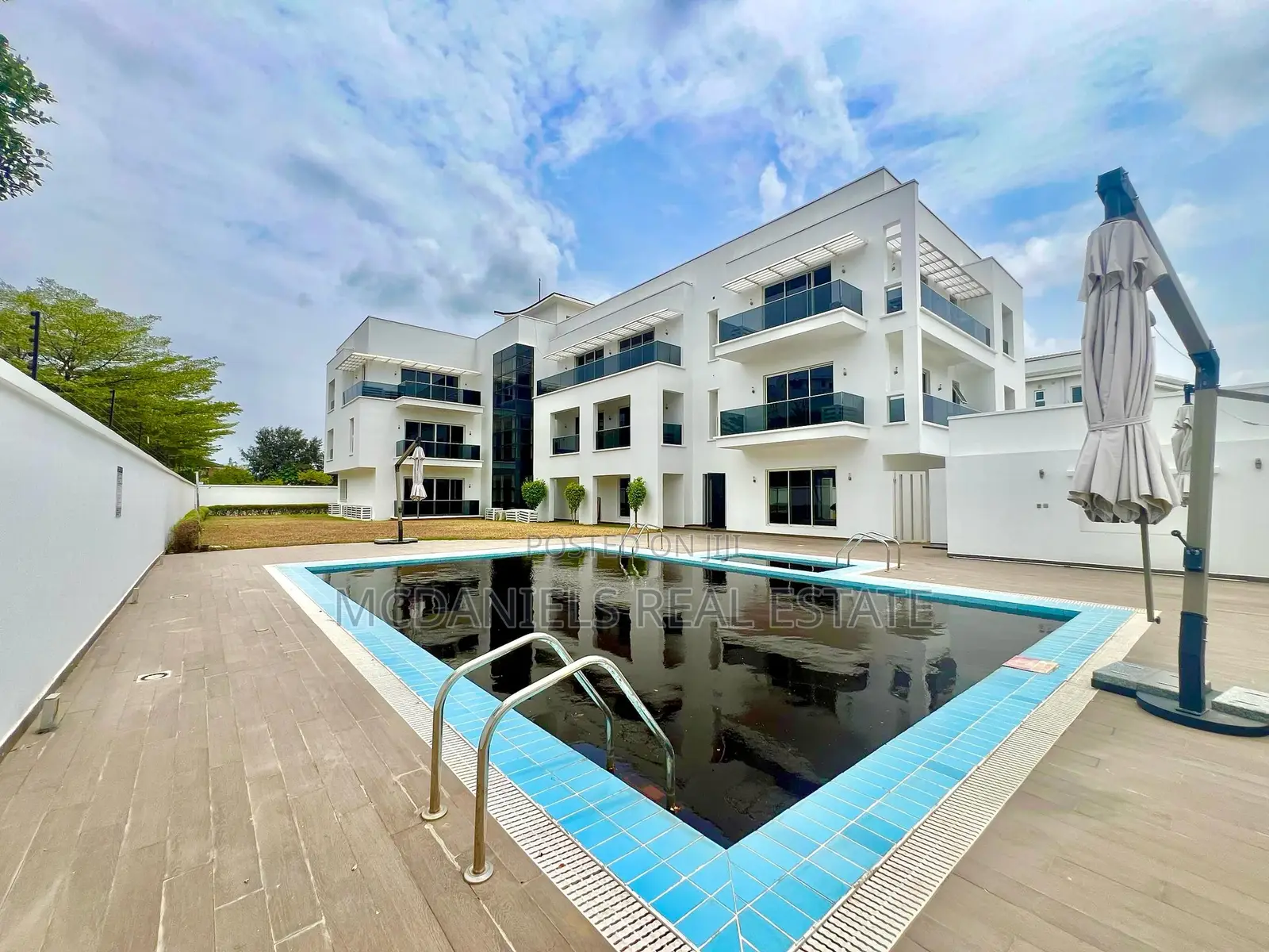 2bdrm Apartment in Banana Island for rent in Banana Island