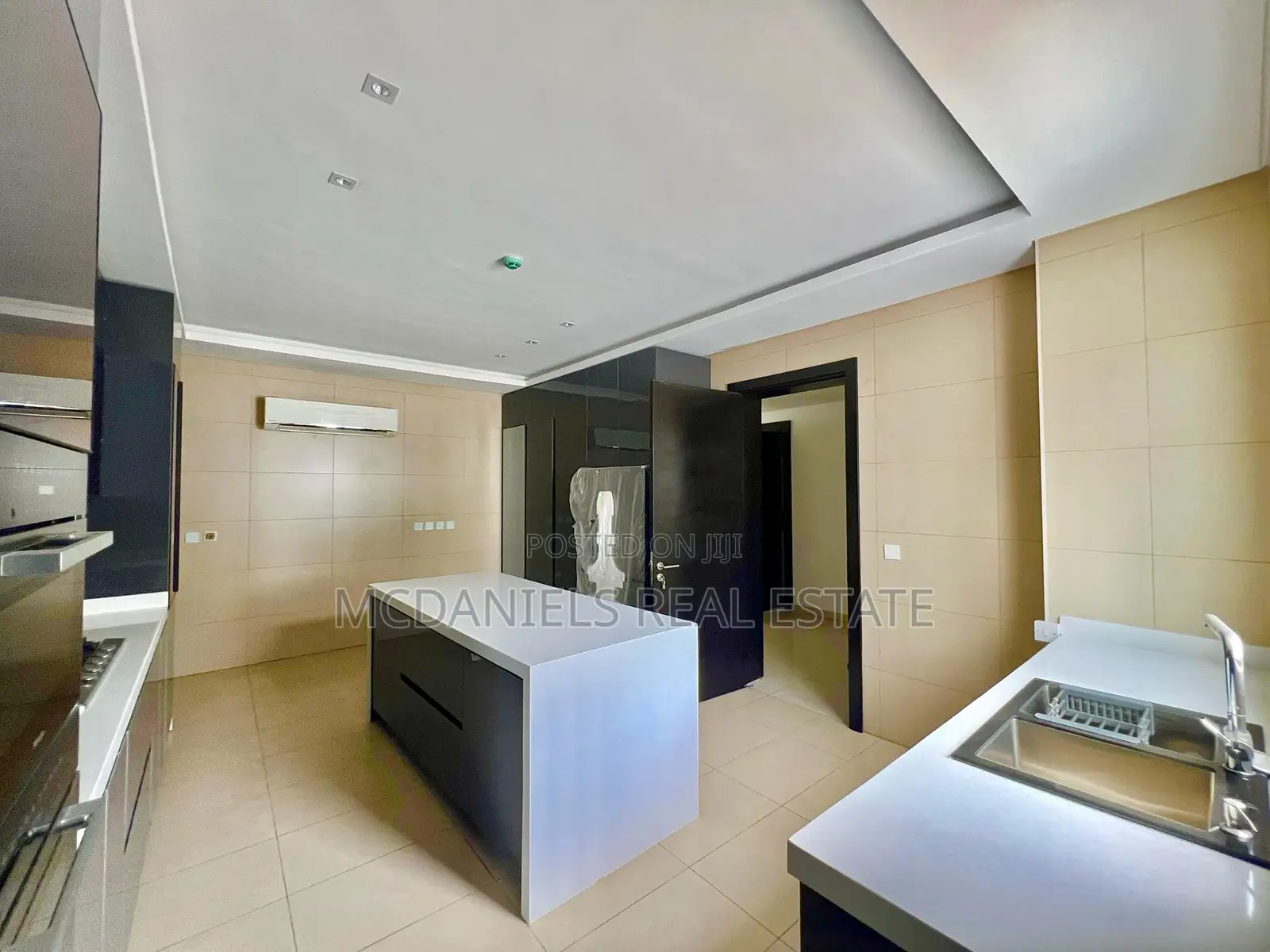 2bdrm Apartment in Banana Island for rent in Banana Island