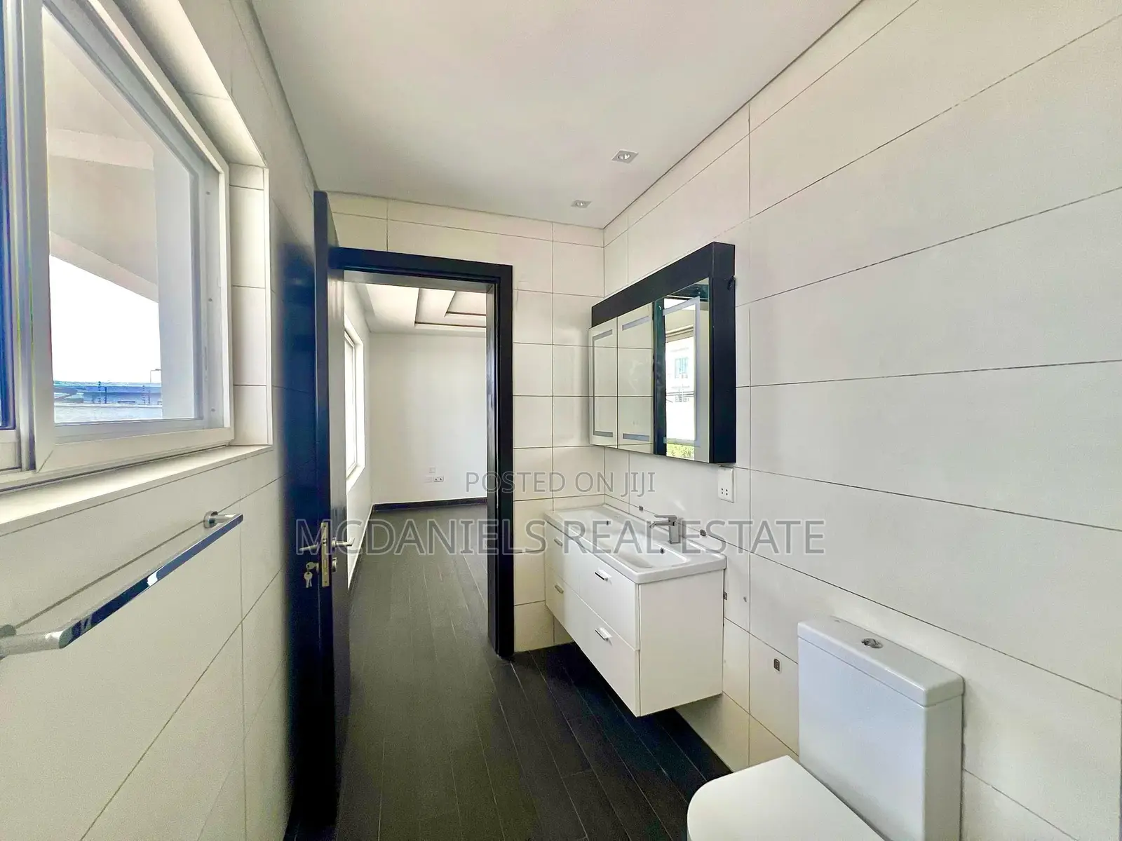 2bdrm Apartment in Banana Island for rent in Banana Island