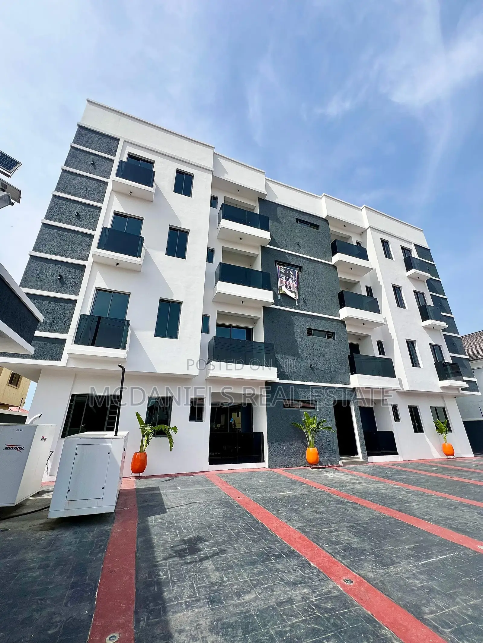 3bdrm Apartment in Lekki Phase 1 for sale in Lekki Phase 1