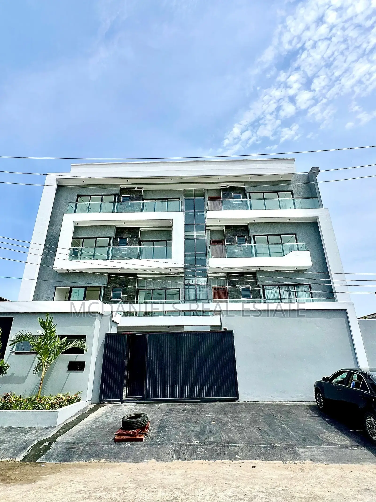 3bdrm Apartment in Lekki Phase 1 for sale in Lekki Phase 1