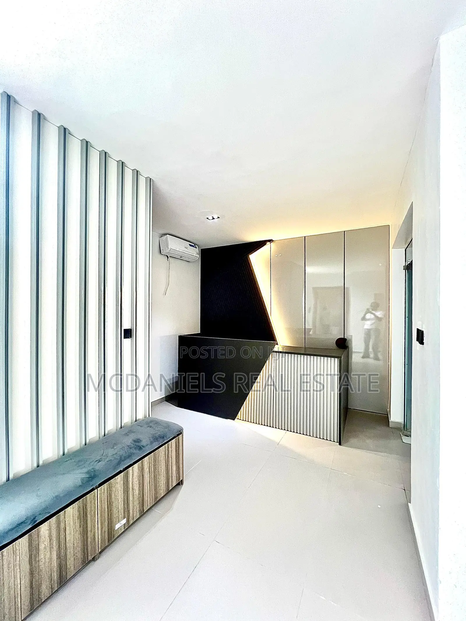 3bdrm Apartment in Lekki Phase 1 for sale in Lekki Phase 1