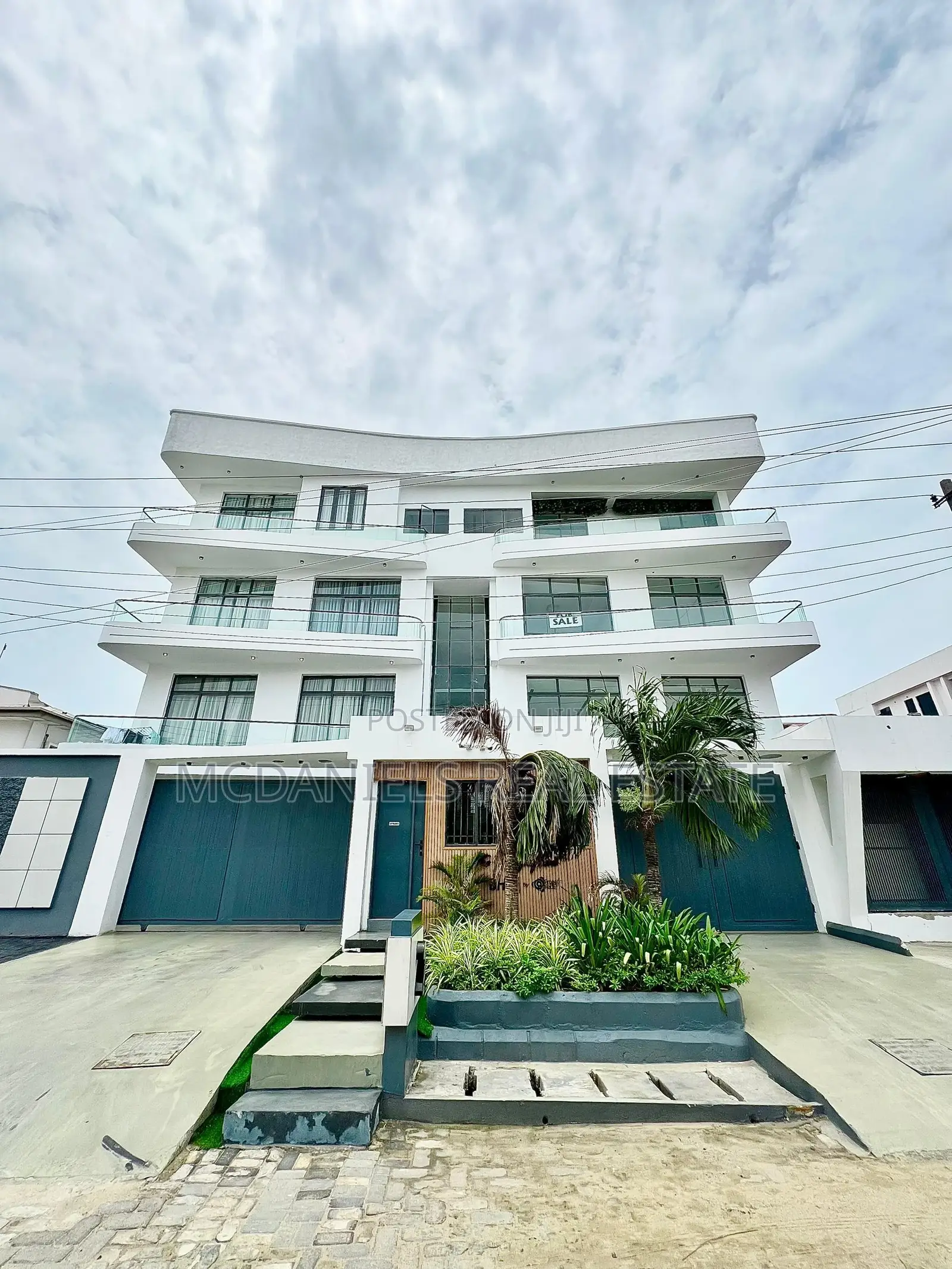 4bdrm Maisonette in Lekki Phase 1 for sale in Lekki Phase 1