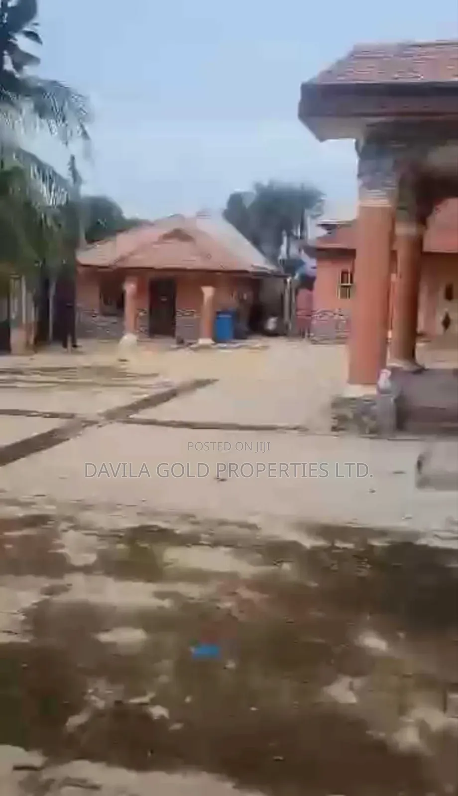 7bdrm Block of Flats in Benin City for sale in Benin City