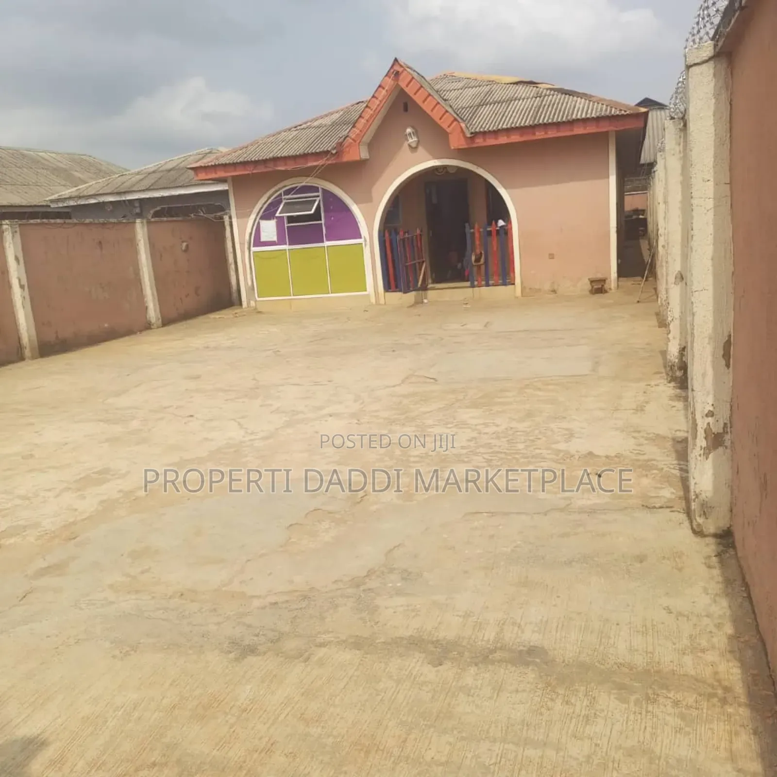 3bdrm Bungalow in Ayobo for sale in Ayobo