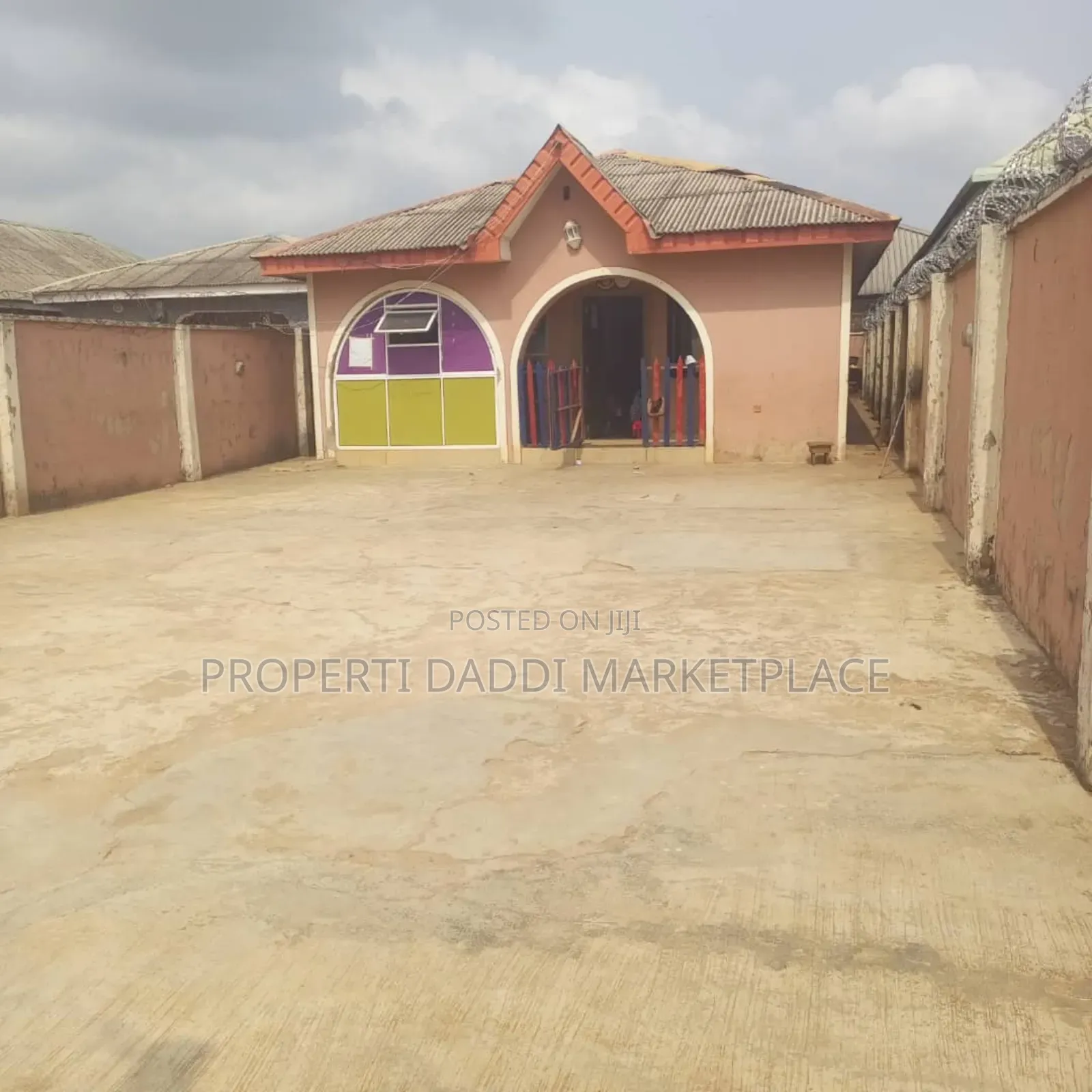 3bdrm Bungalow in Ayobo for sale in Ayobo