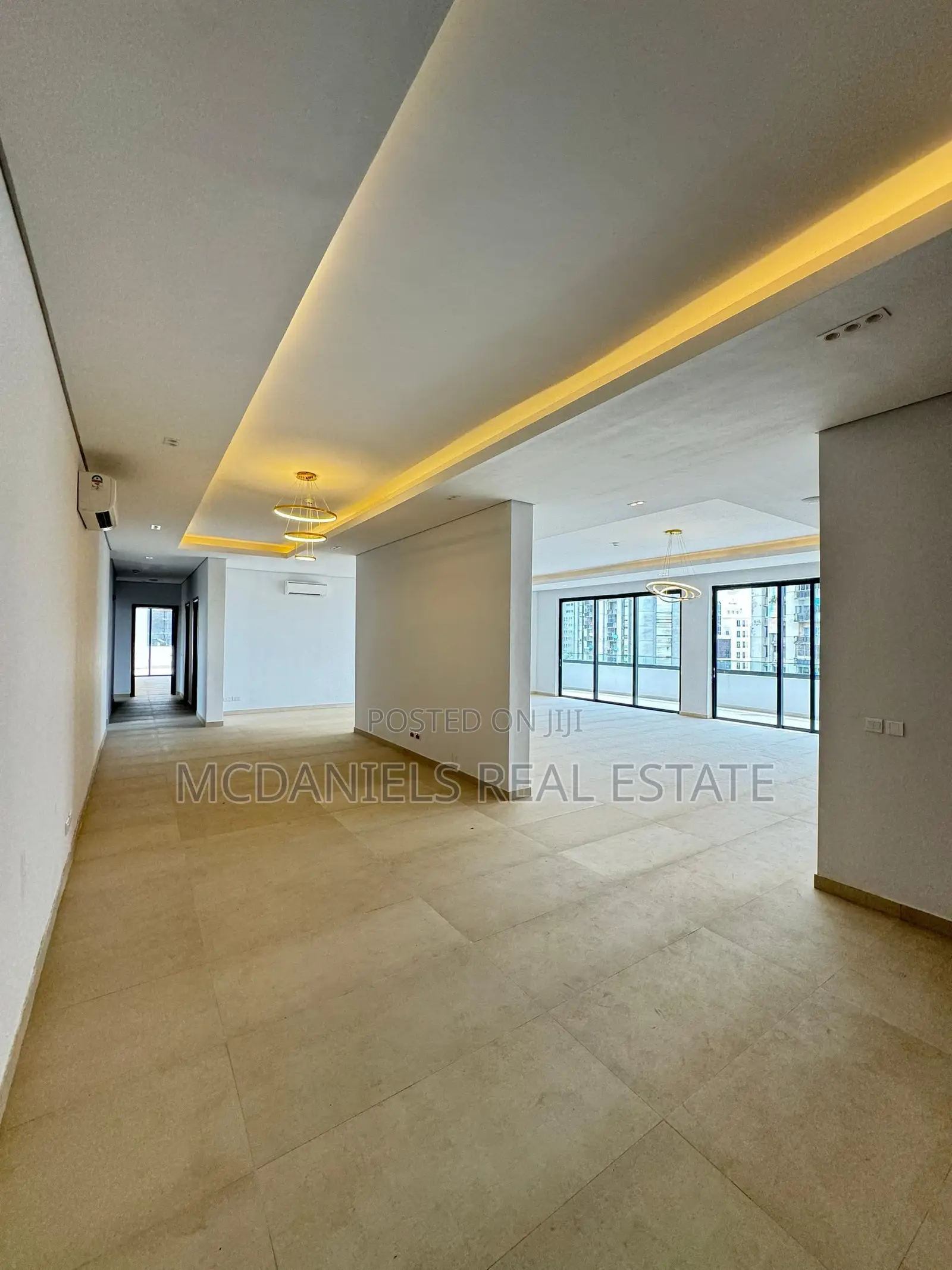 4bdrm Duplex in Banana Island for sale in Banana Island