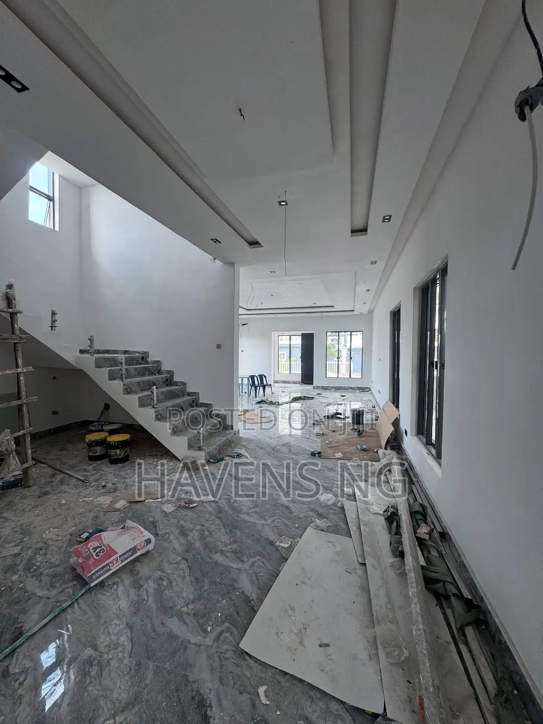 5bdrm Duplex in Osapa london for sale in Osapa london
