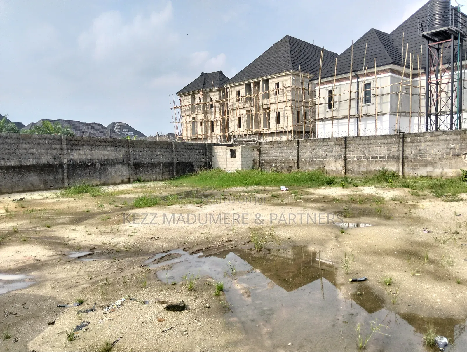 For Sale: 11⁄2 Plots Back Of Nnpc Sars Rd Ph in Port-Harcourt