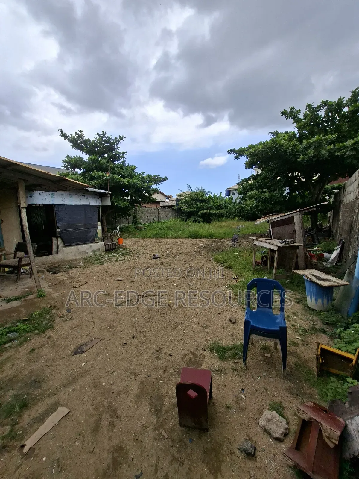 Dry,Fenced and Gated Full Plot in Ago Palace