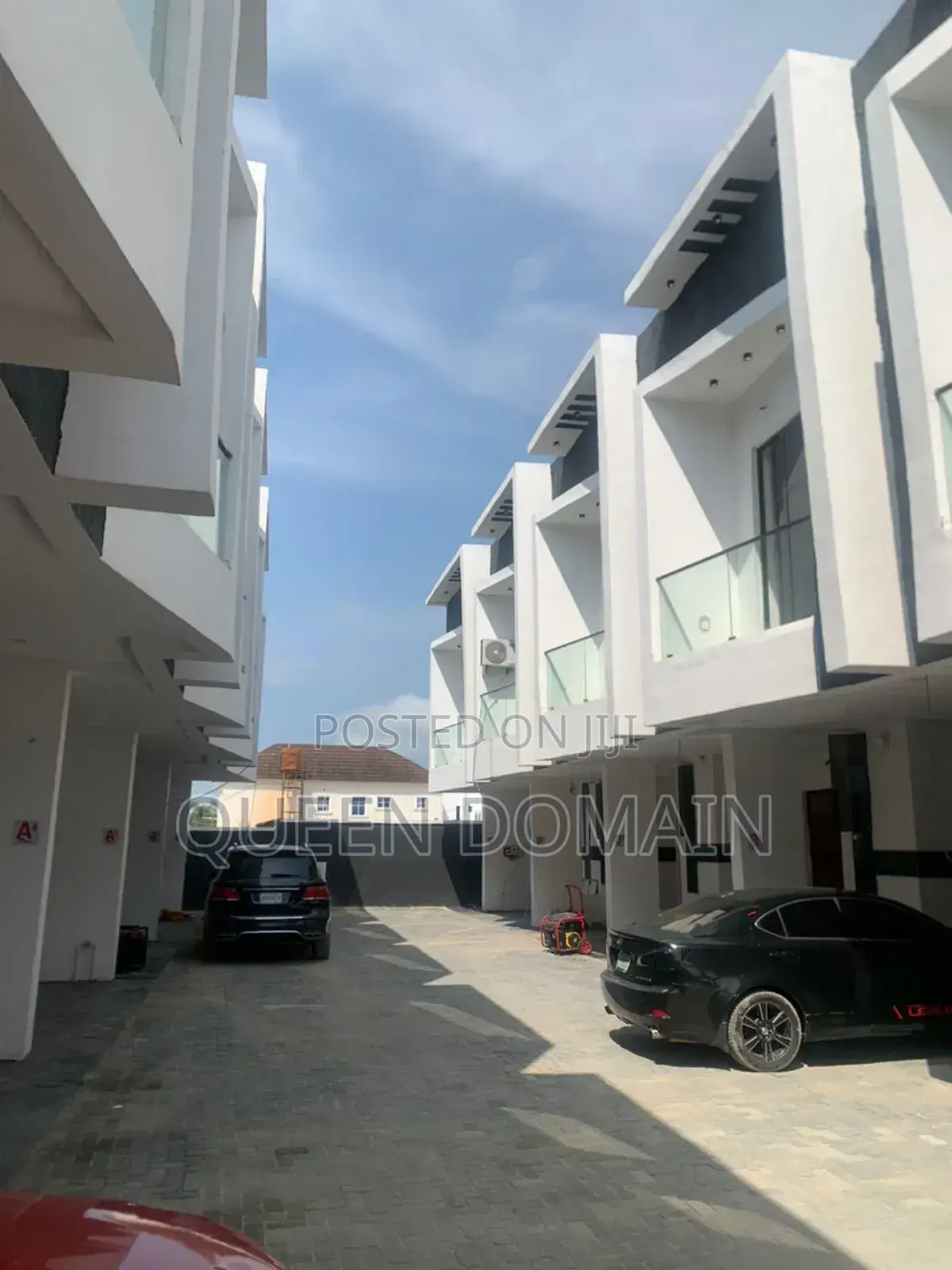 3bdrm Duplex in Gra, Ikota for rent in Ikota