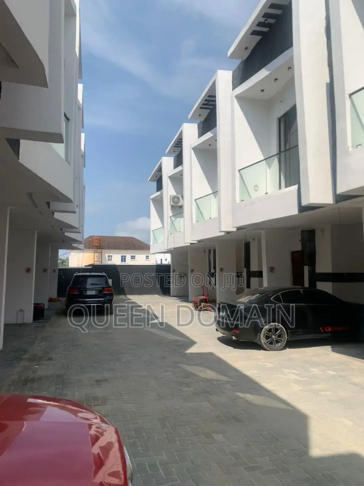 3bdrm Duplex in Gra, Ikota for rent in Ikota