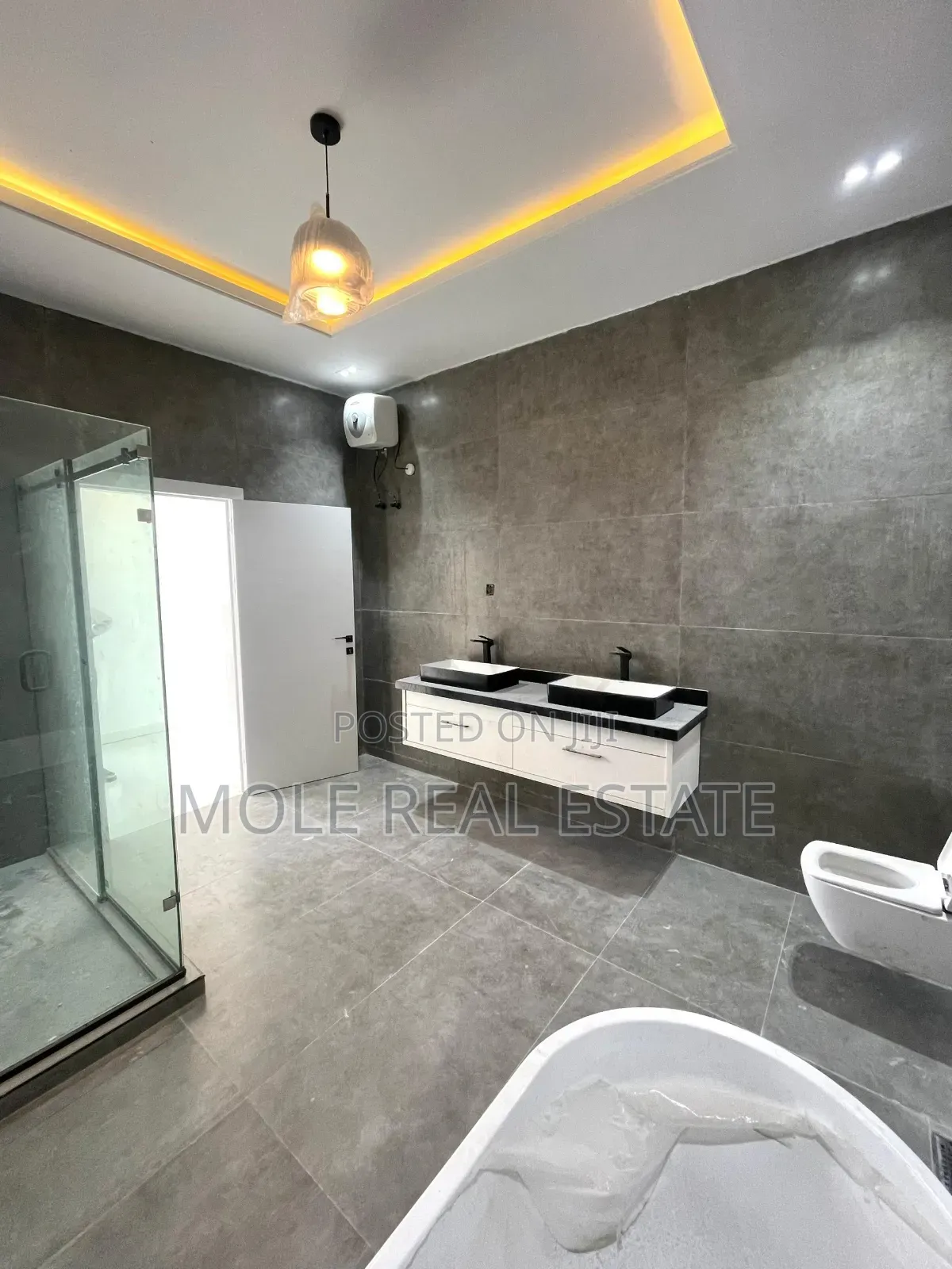 Furnished 4bdrm Duplex in Leki, Lekki Phase 1 for sale in Lekki Phase 1
