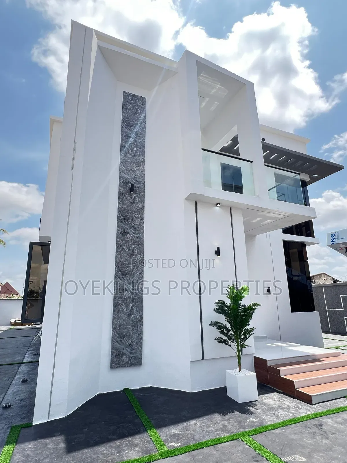4bdrm Duplex in Aare, Oluyole Estate for sale in Oluyole Estate