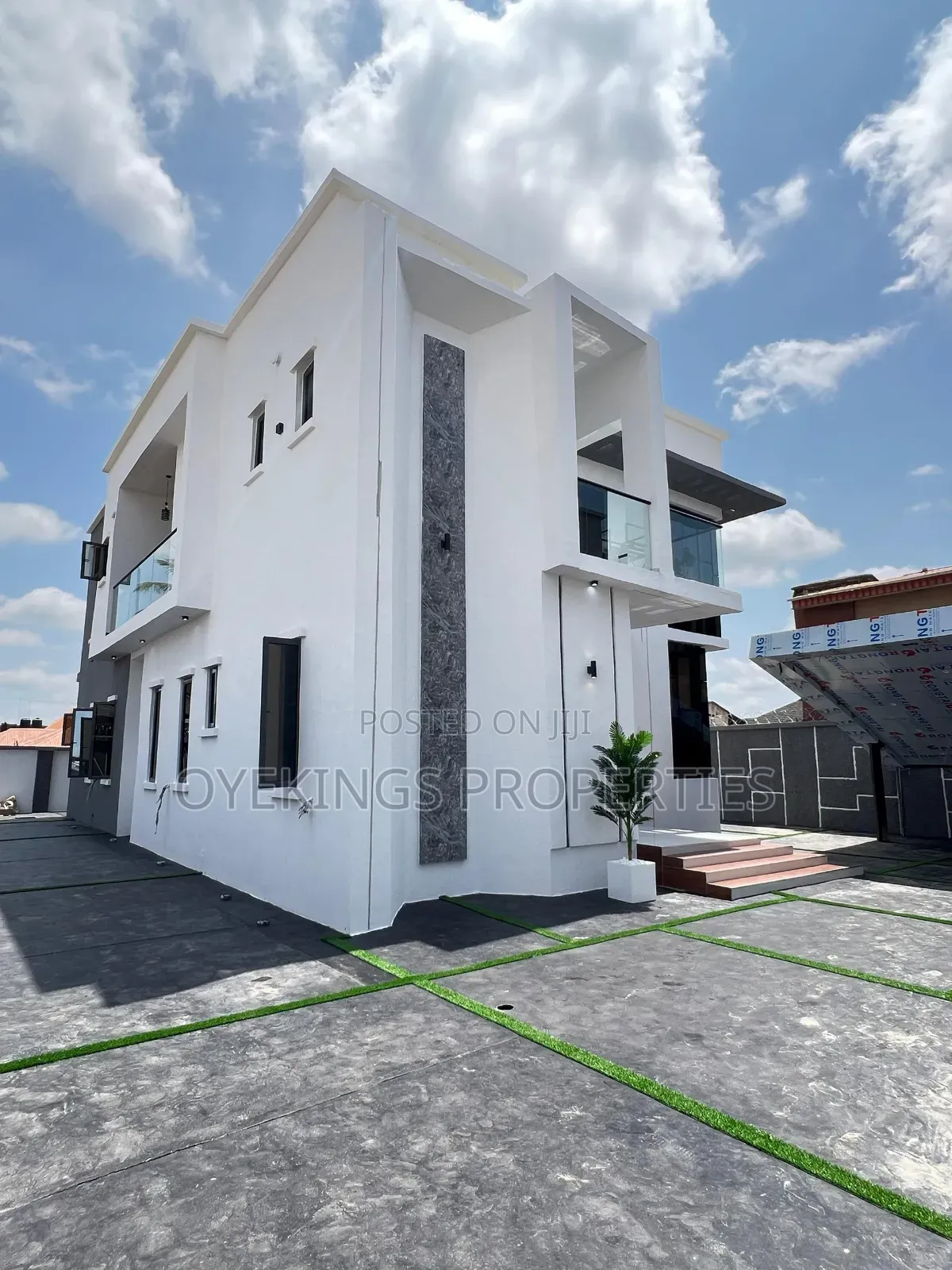 4bdrm Duplex in Aare, Oluyole Estate for sale in Oluyole Estate