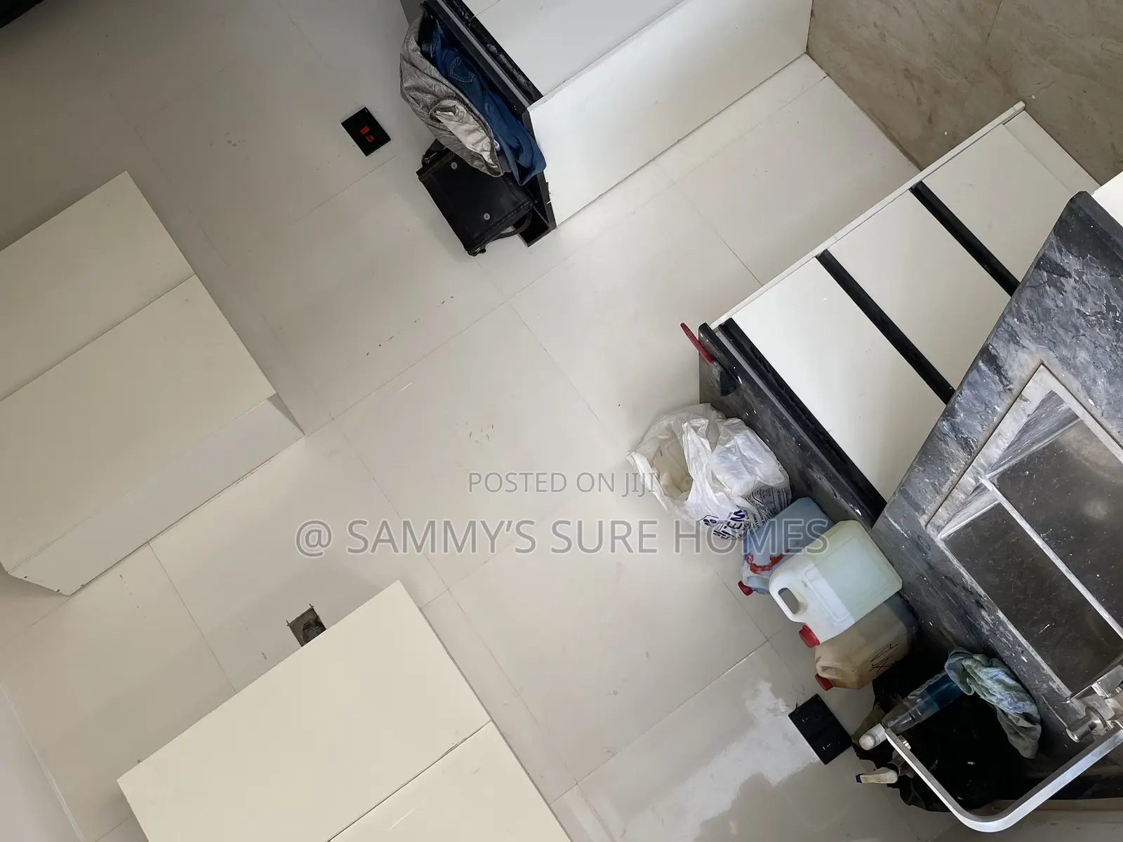2bdrm Block of Flats in Dawaki Yellow Gate for rent in Dawaki