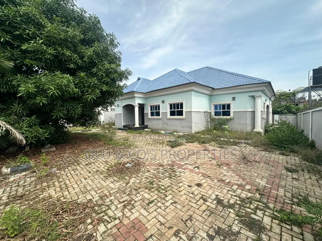 3bdrm Bungalow in Pyakasa District for rent in Lugbe District