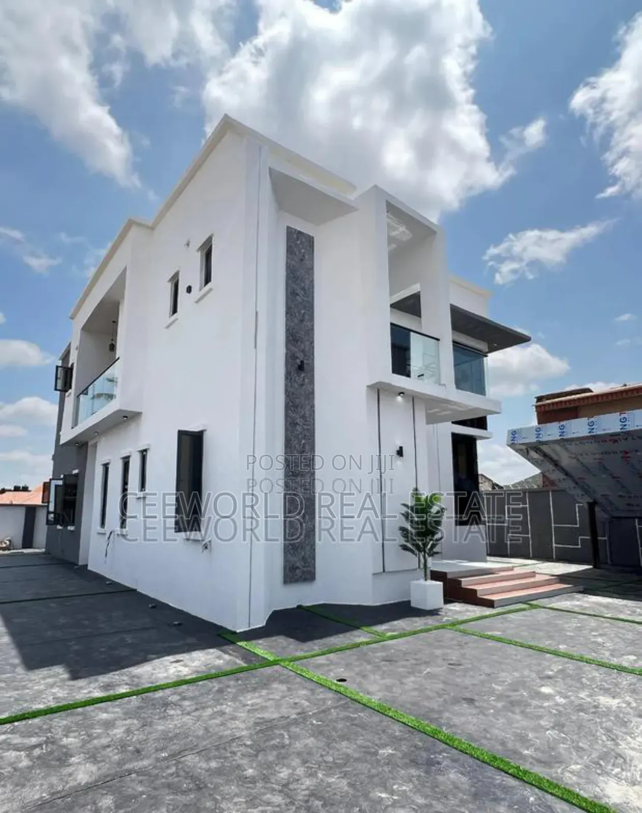 5bdrm Duplex in Arre Avenue Oluyole for sale in Oluyole Estate