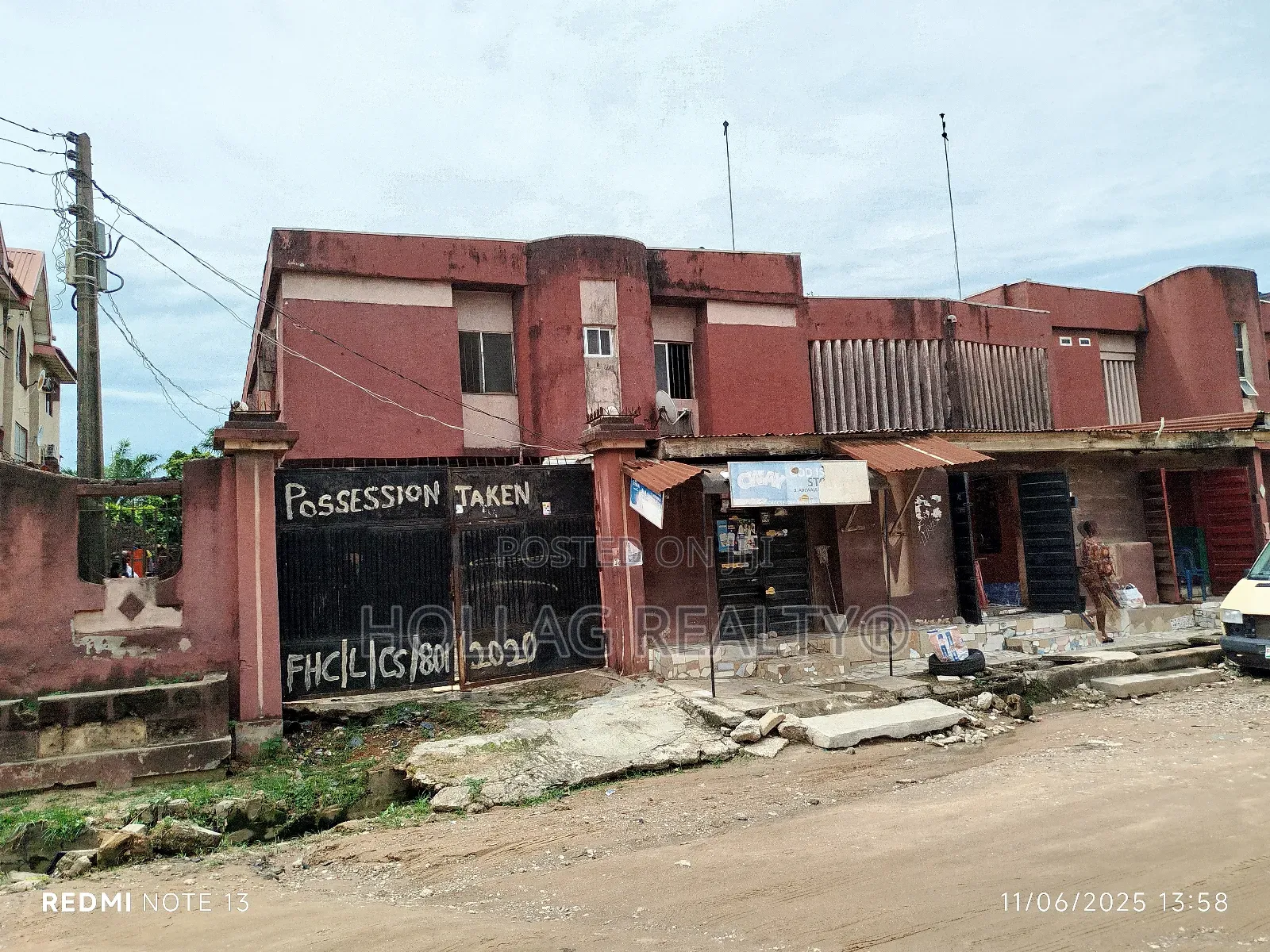 12bdrm House in Ajao Estate for sale in Ajao Estate
