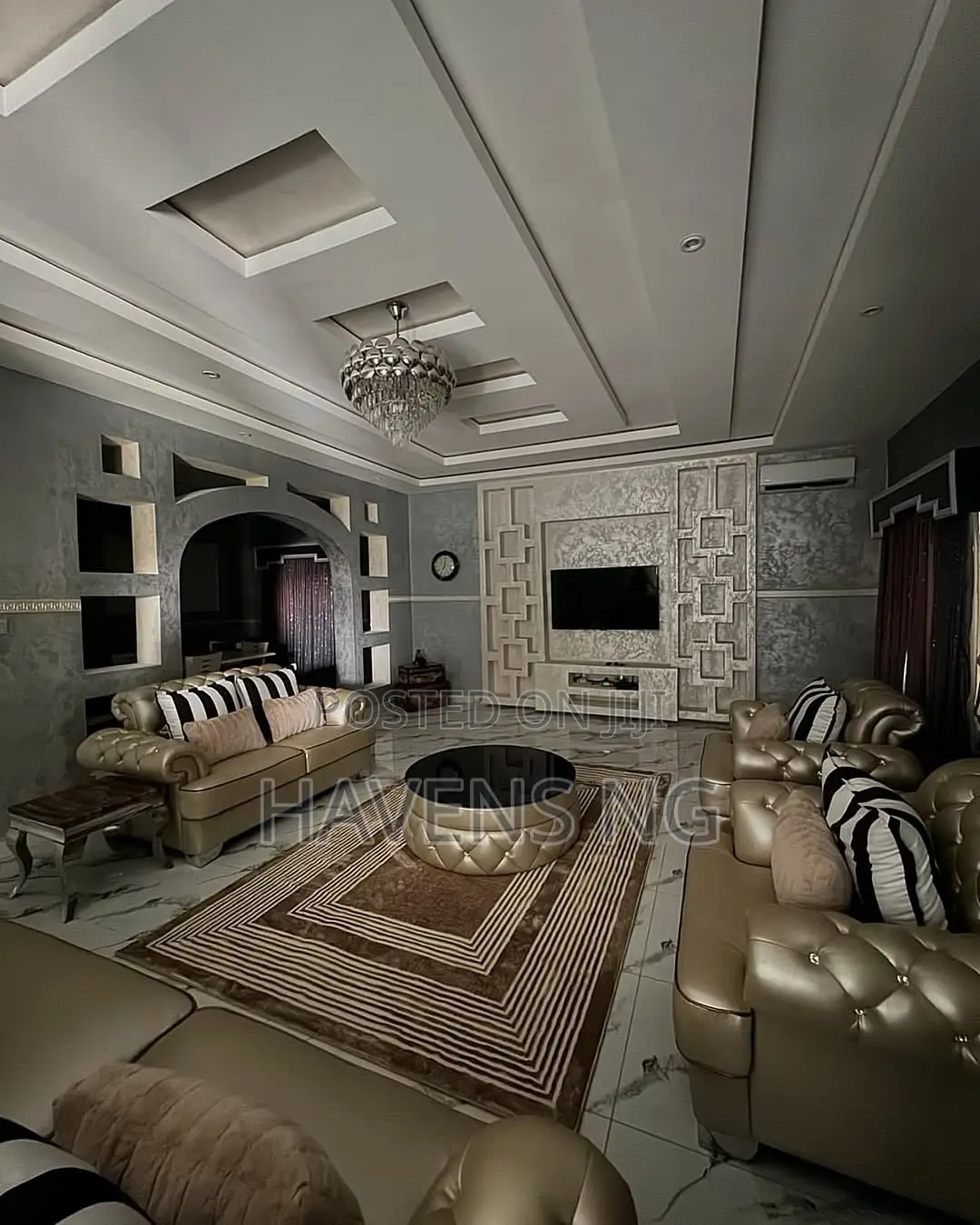 4bdrm Duplex in Eliozu for sale in Eliozu
