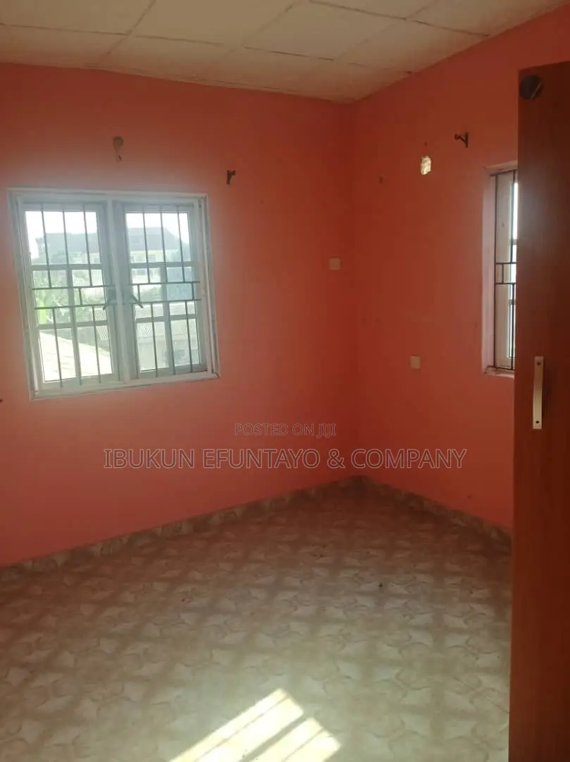 2bdrm Apartment in Ashafa Agemo Isuti, Igando / Ikotun/Igando for sale in Igando / Ikotun/Igando