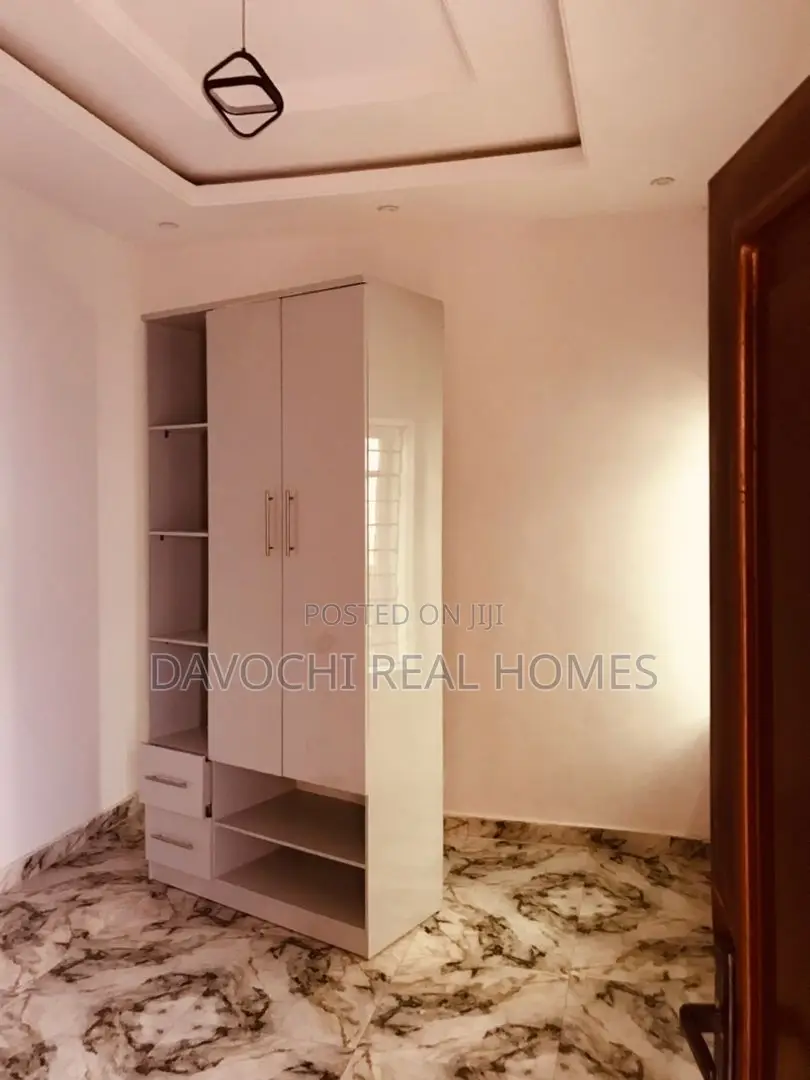 1bdrm Apartment in Sangotedo for sale in Sangotedo